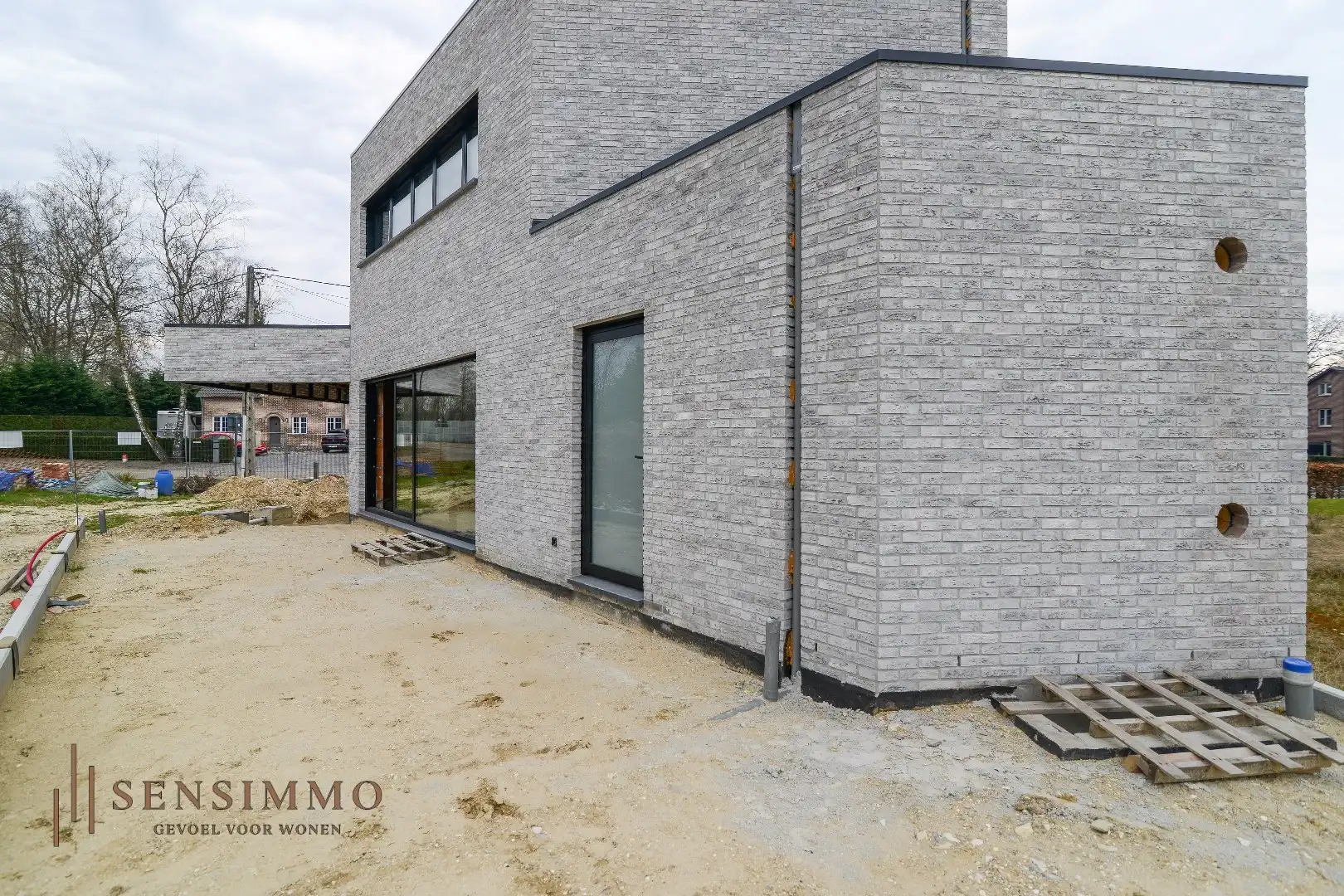 Unieke nieuwbouwwoning met praktijkruimte en energiezuinige voorzieningen foto 4