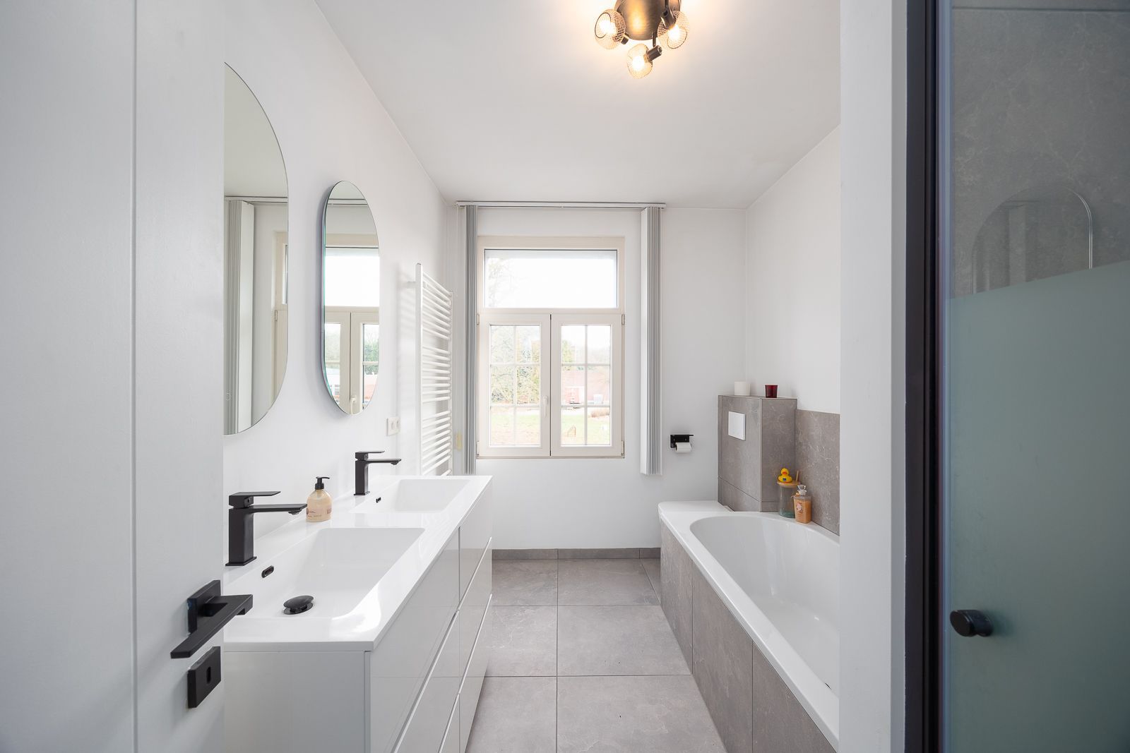 Instapklare energiezuinige woning met zonnig terras ! foto 19