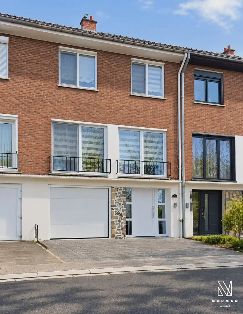 Instapklare woning - EPC A - 4 slk -  2 keukens - 2 badks foto {{pictureIndex}}