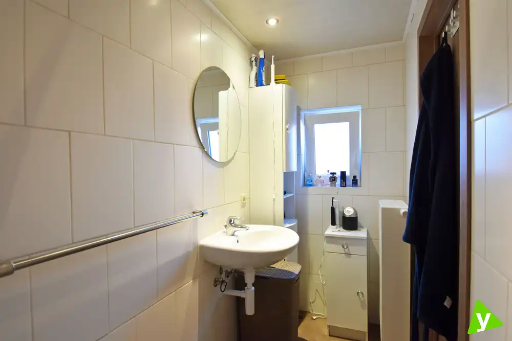 Gezellige mooi onderhouden woning nabij het centrum van Eeklo foto 8