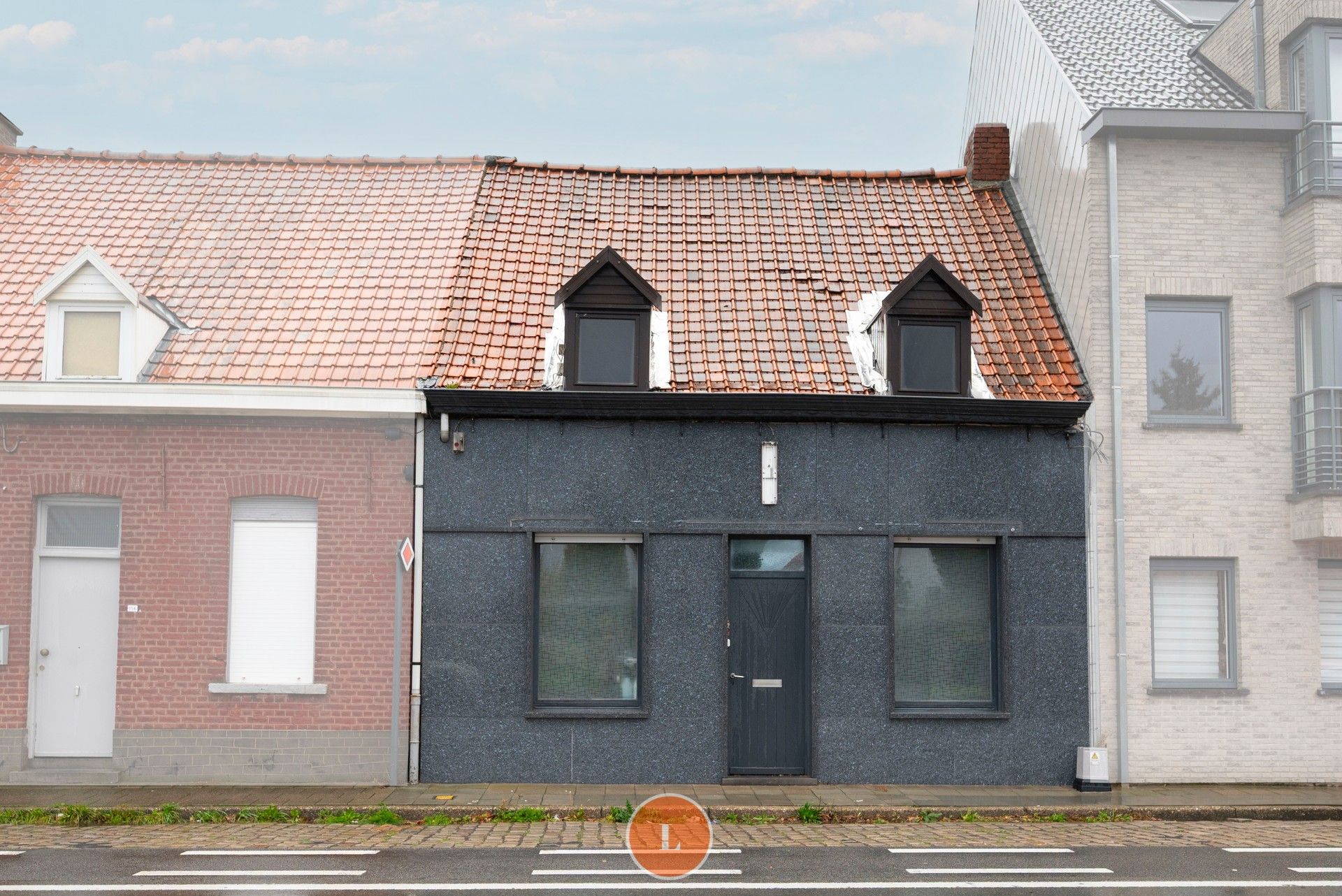 Te renoveren handelshuis met tuin foto {{pictureIndex}}