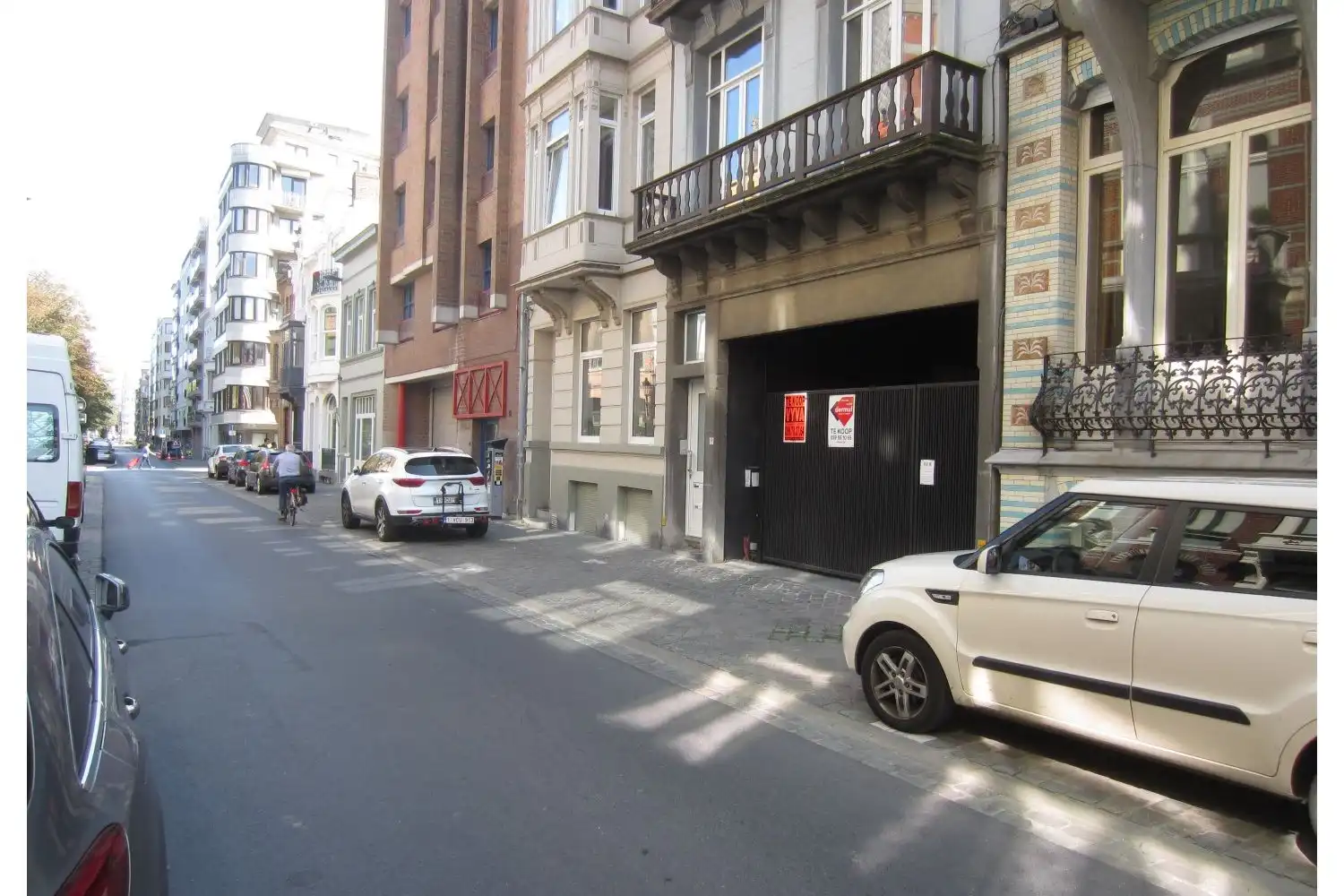 RESIDENTIE FIORE II foto {{pictureIndex}}