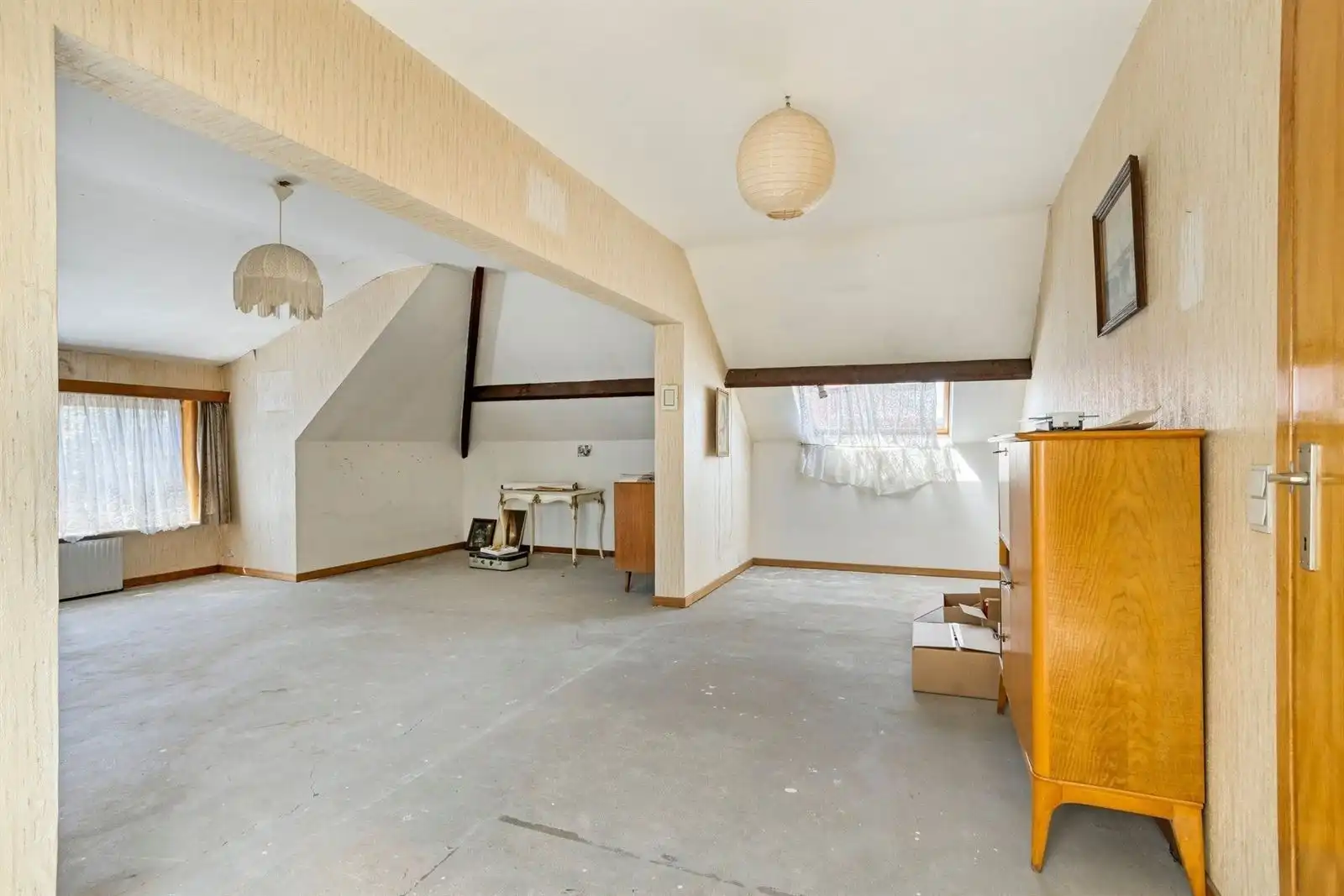 Te renoveren gezinswoning  (371 m²) met 5 slaapkamers op een perceel van 10a66ca te Huizingen foto 20