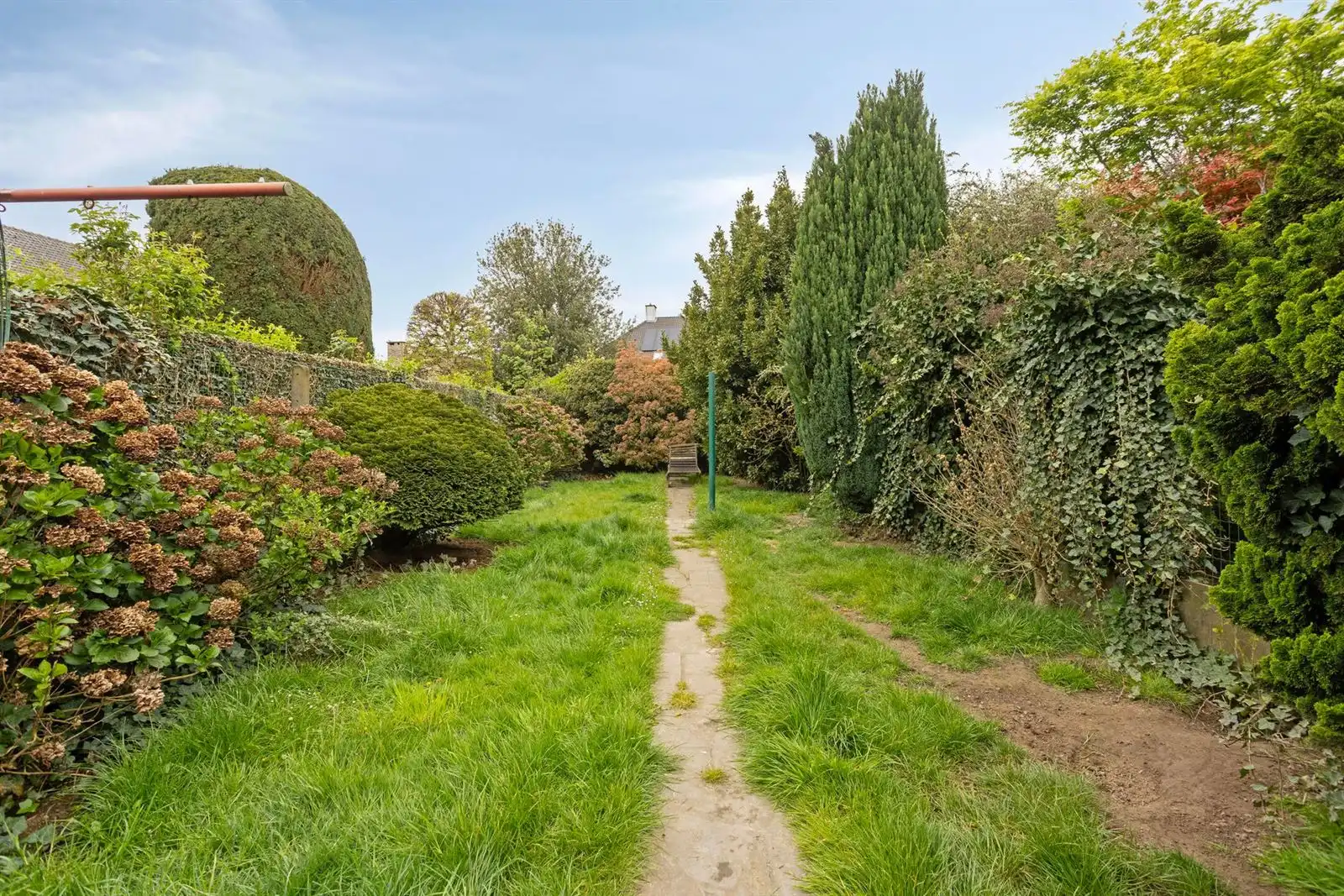 Te renoveren woning met 3 slaapkamers, zolder en veel potentieel op topligging in Halle foto 21