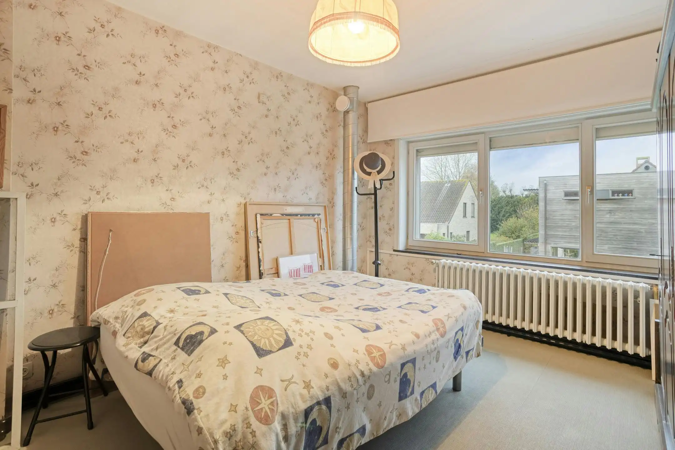 Instapklare woning met 3 slaapkamers, 2 badkamers, zuidgerichte tuin en garage. foto 7