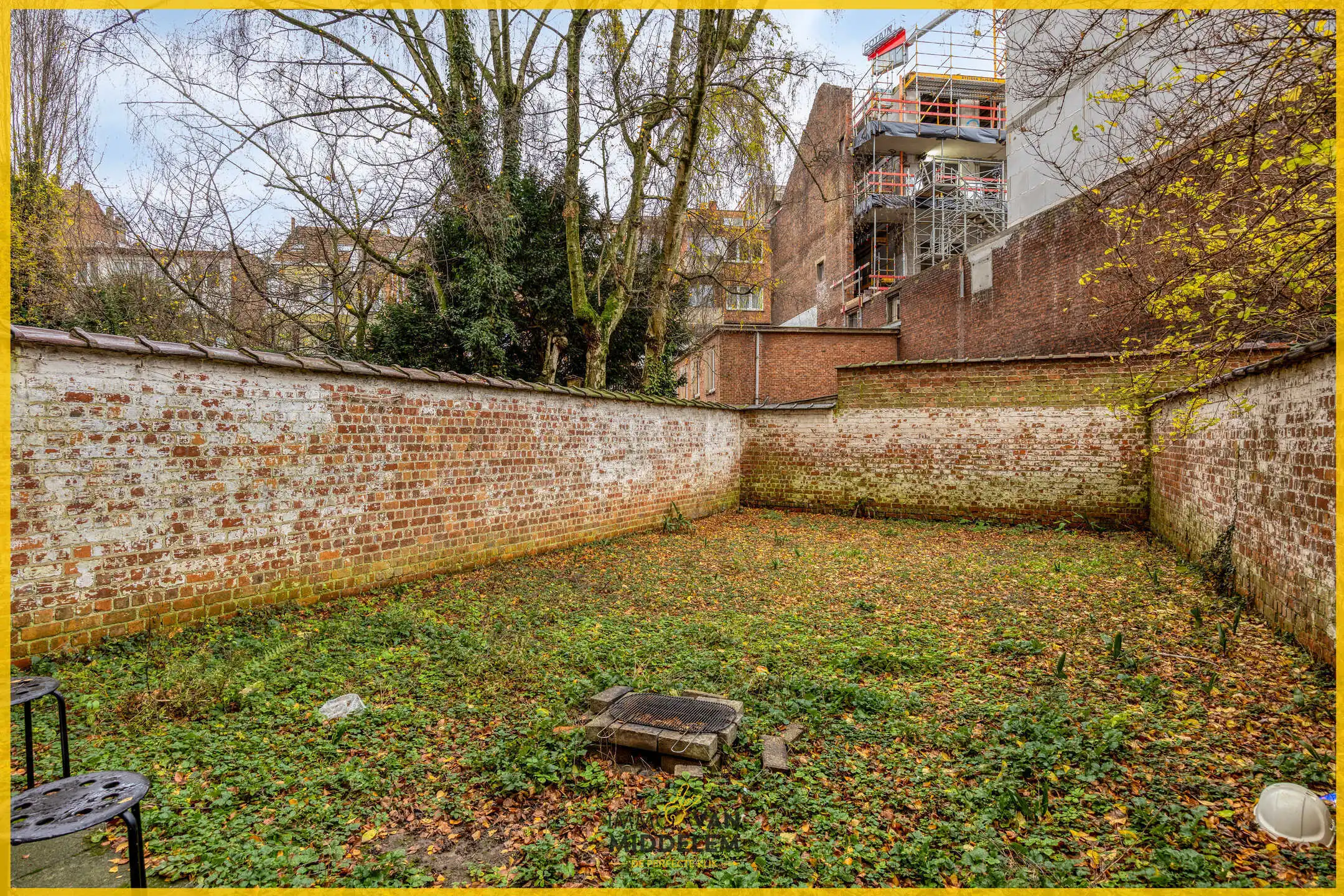 APPARTEMENT MET 2 KAMERS, TERRAS, TUIN EN GARAGE foto 19