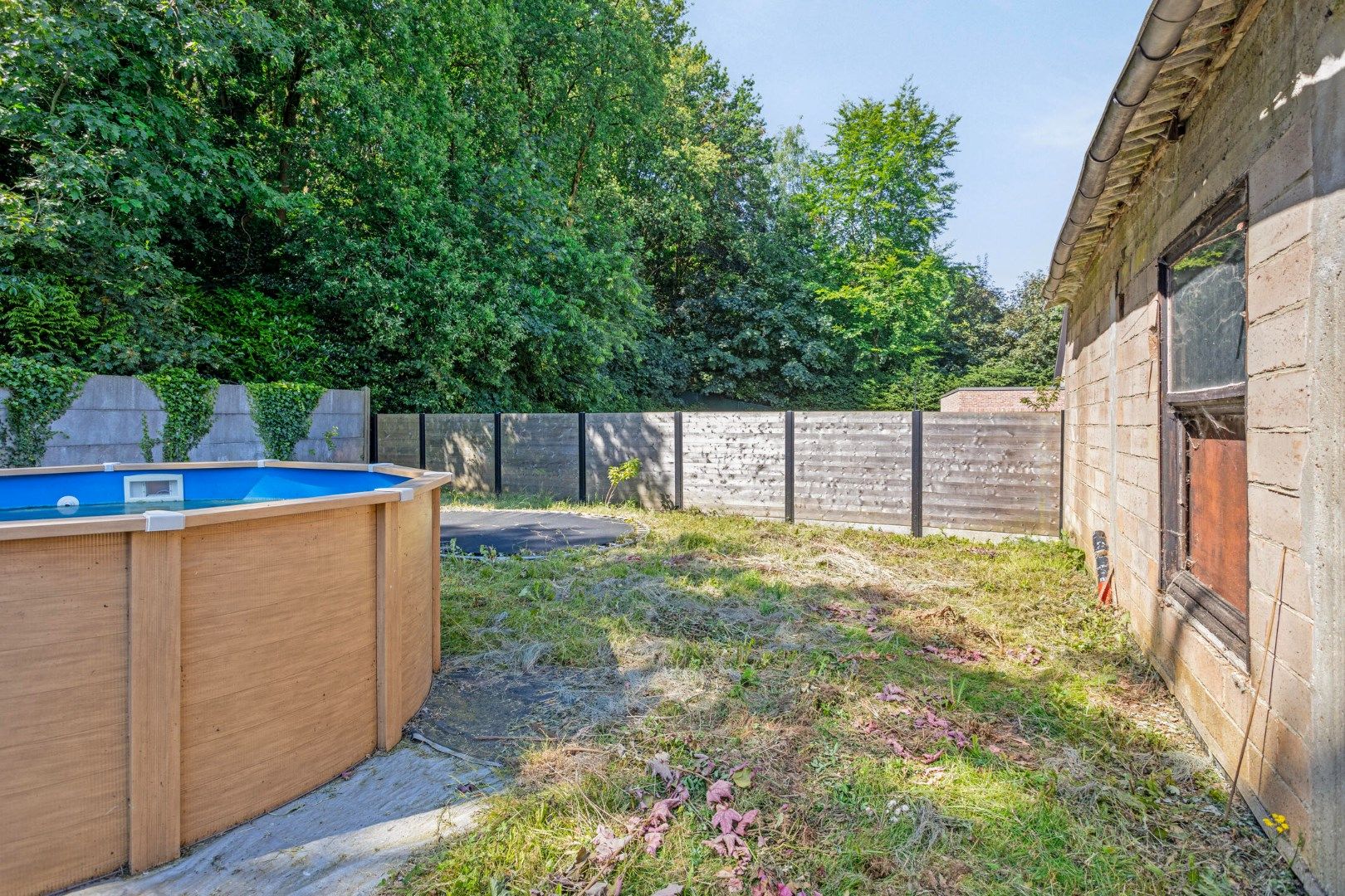 Te renoveren woning met magazijn op 824 m² nabij het centrum van Tessenderlo ! foto 3