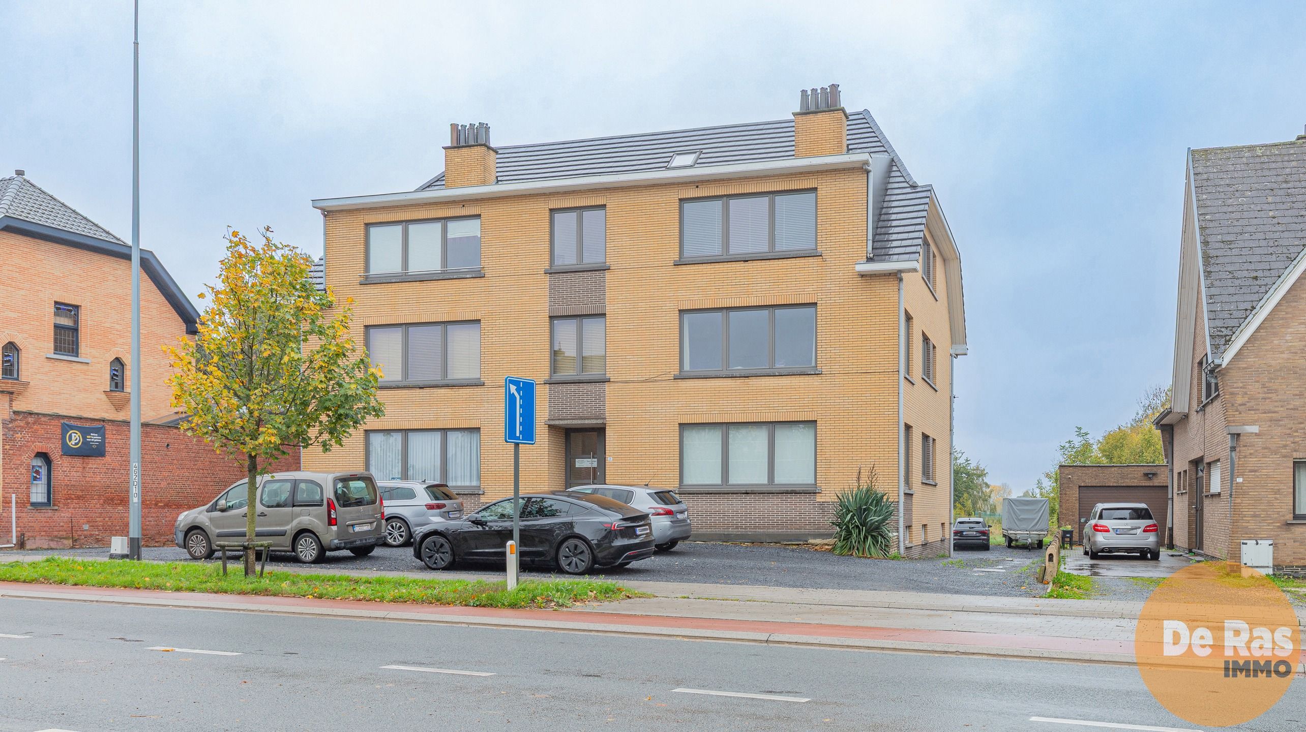 ERPE – Gerenoveerd app. met 2 slpks en terras op toplocatie foto 18