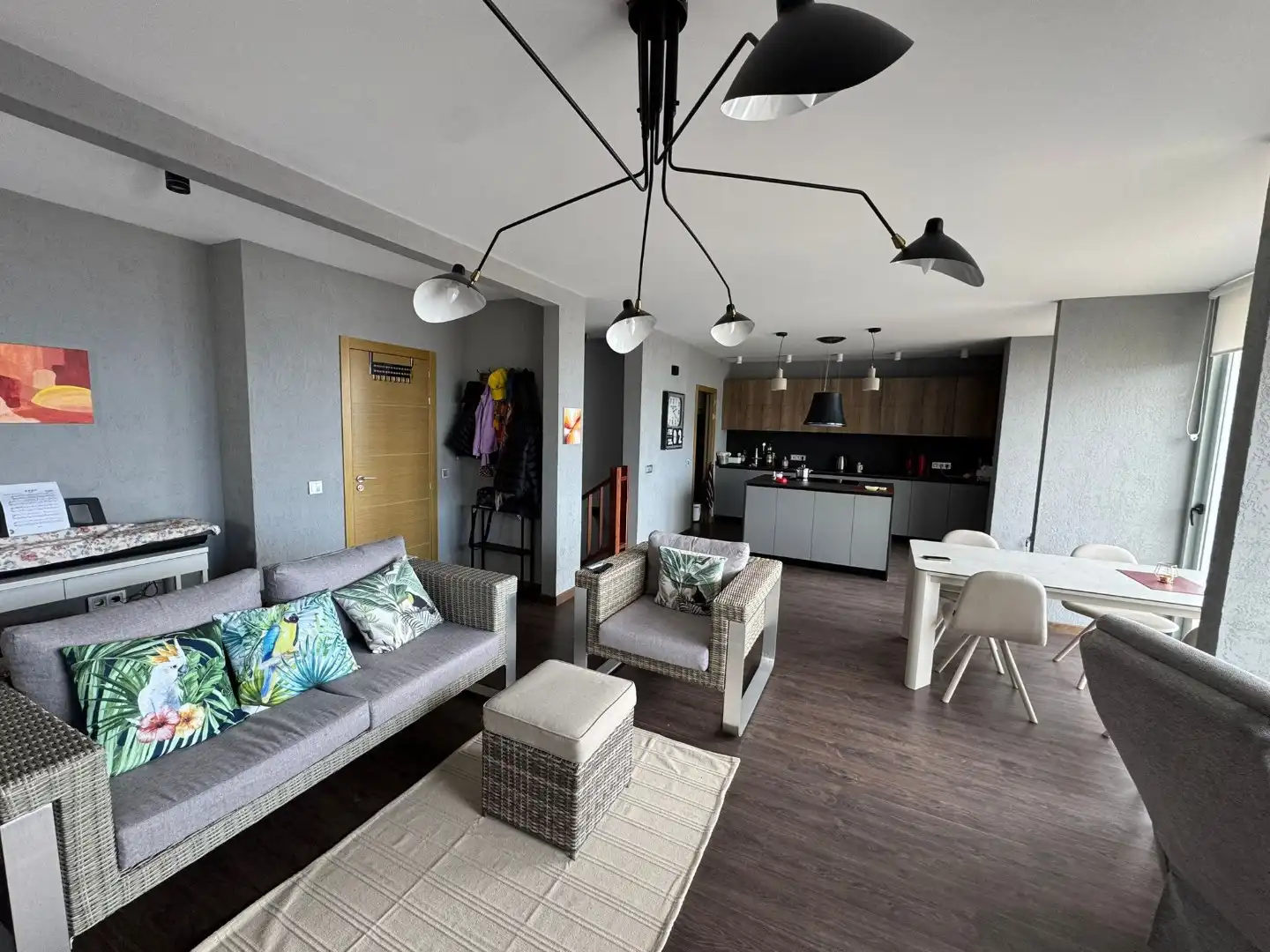 Uitzonderlijk ruime woning met uitzicht over de kustlijn   foto 4