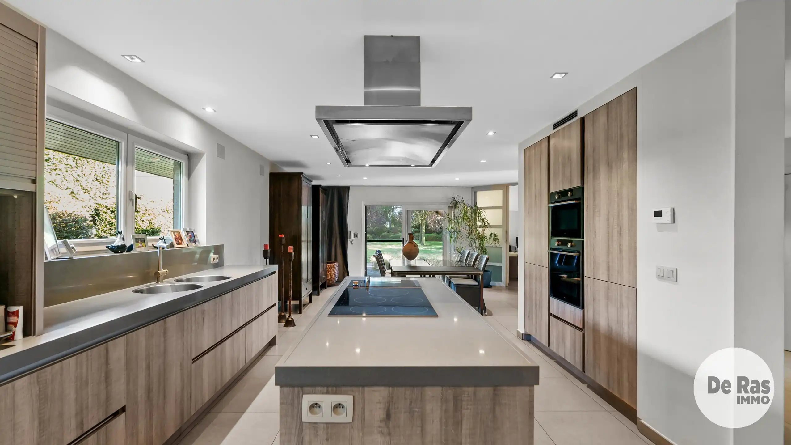 LAARNE - Karaktervolle villa met binnenzwembad op perceel van 42 are foto 15