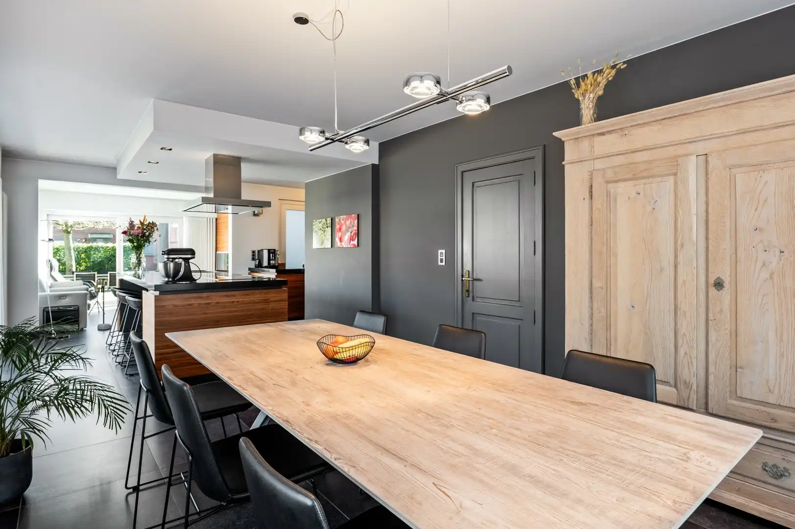 Instapklare woning met tuin in Brasschaat foto 4