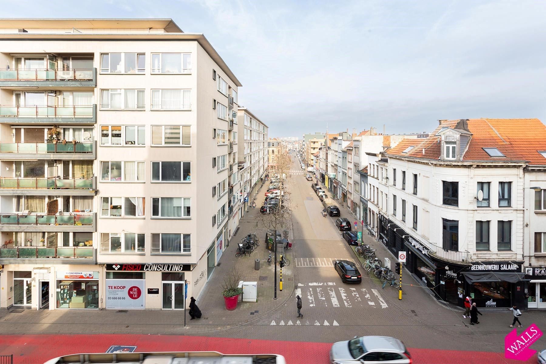 Ruim appartement met 2 slaapkamers en terras foto 17