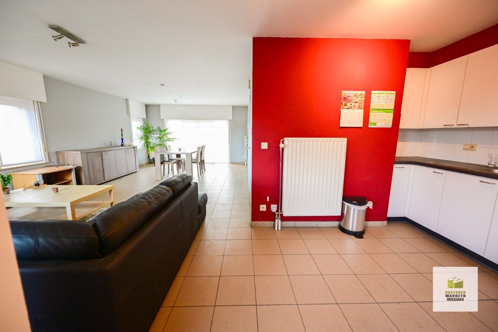 2 slaapkamer duplex appartement met terras, autostaanplaats en tuinberging foto 6