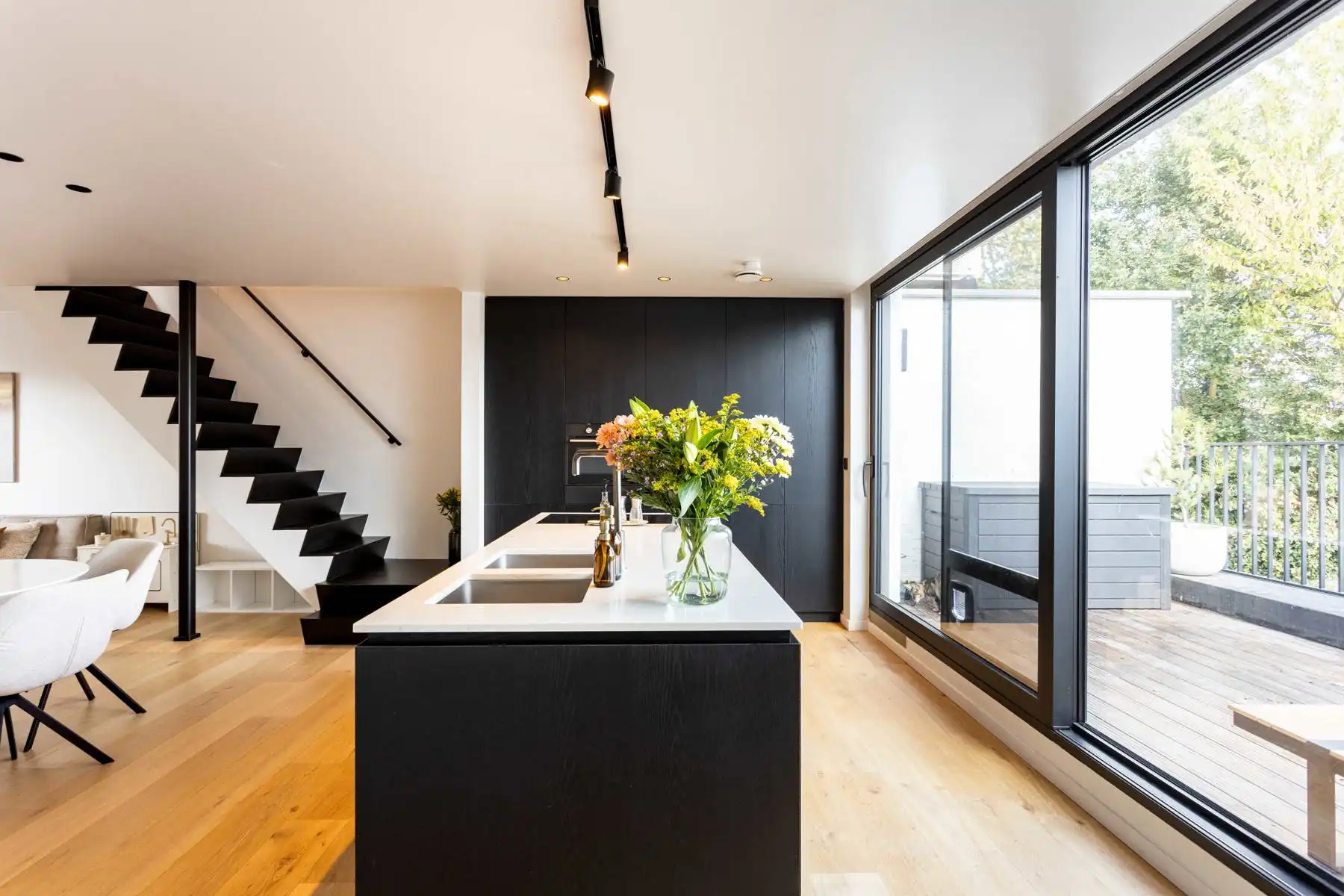 Instapklare woning met kwalitatieve afwerking foto 18