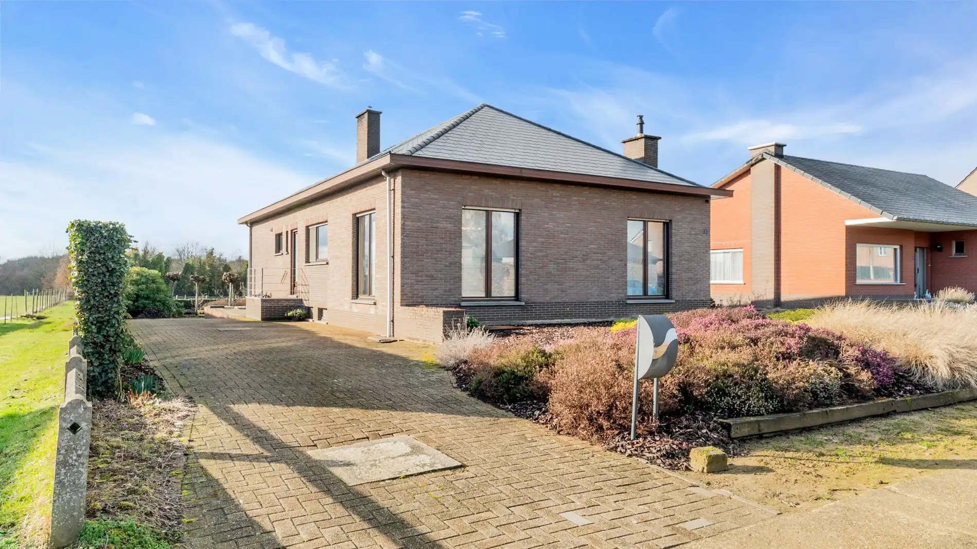 Hoofdfoto van de publicatie: TIELT-WINGE ruime woning 3 slks op +10 are