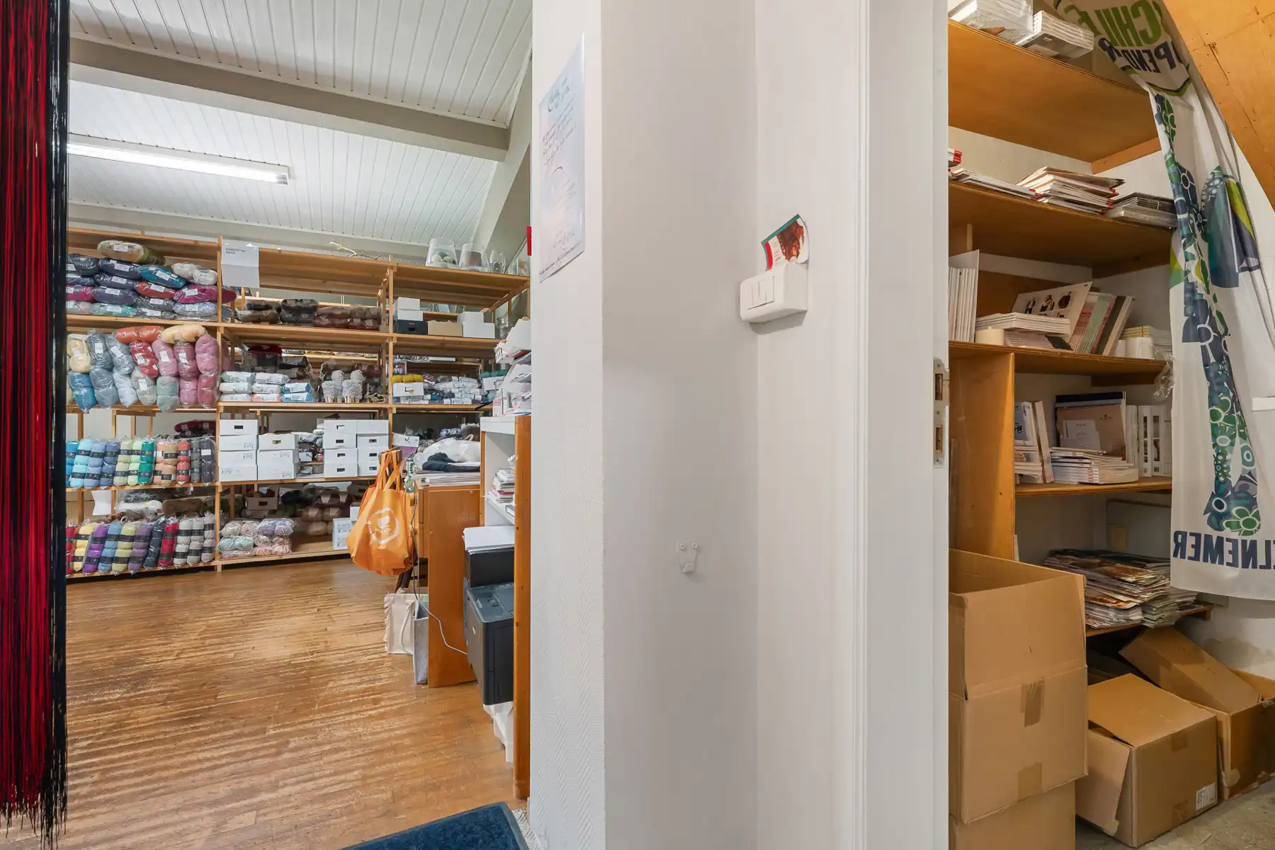 Handelsgelijkvloers op toplocatie in Schilde foto 9