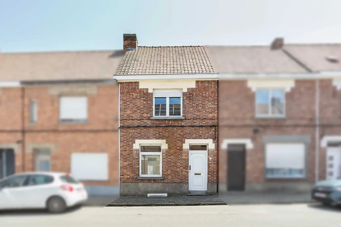 Licht op te frissen woning met goede ligging in Zwevegem foto 12