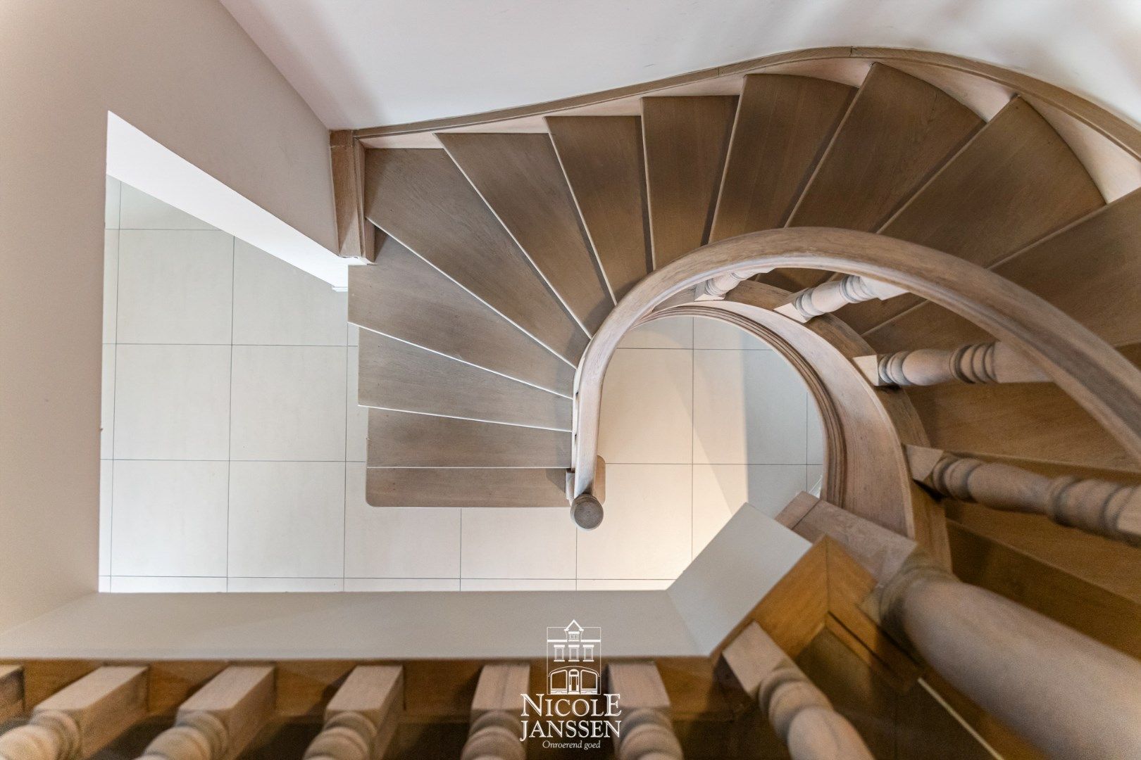 Exclusieve, authentieke villa  foto 16