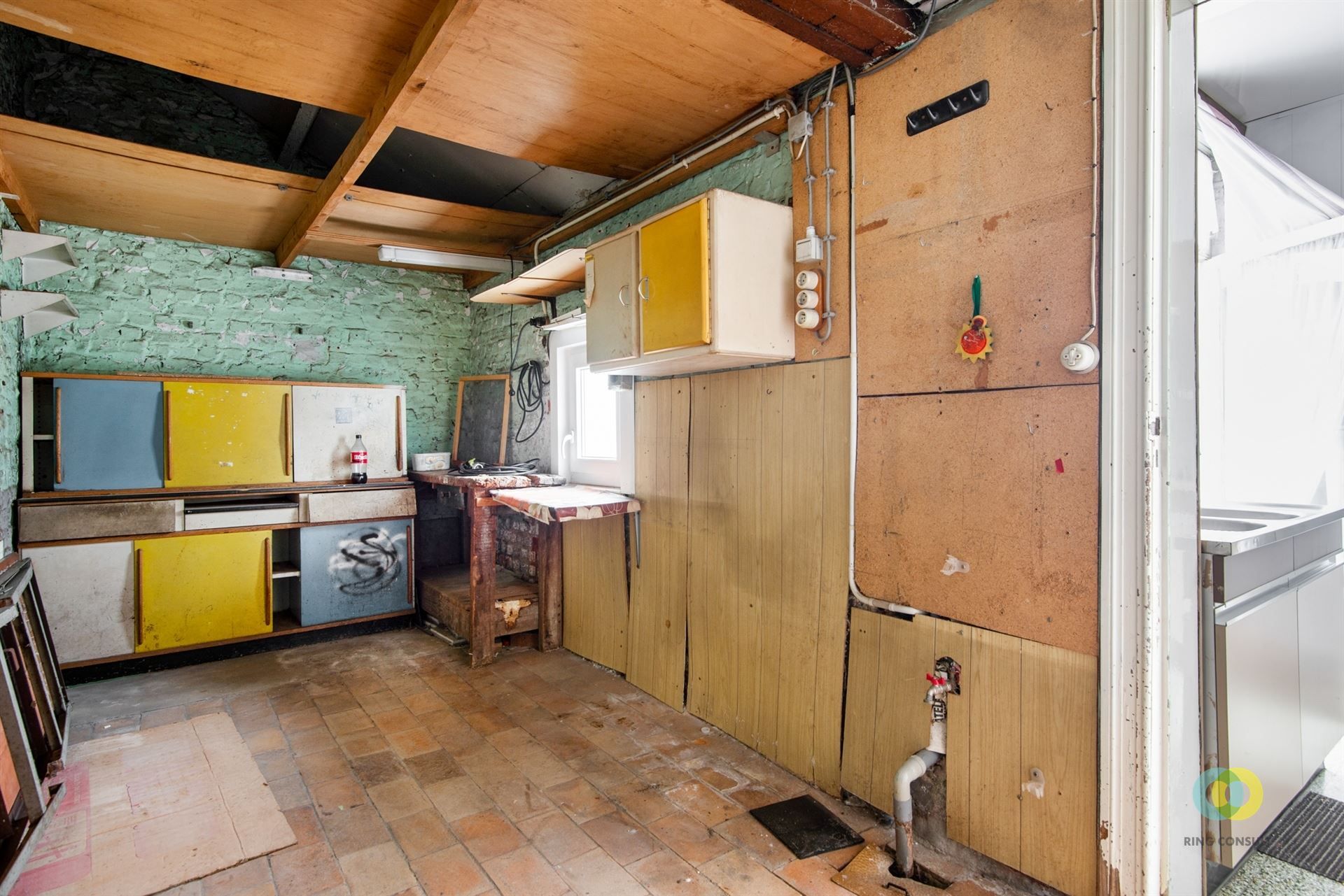 Te renoveren woning op rustige ligging foto 8