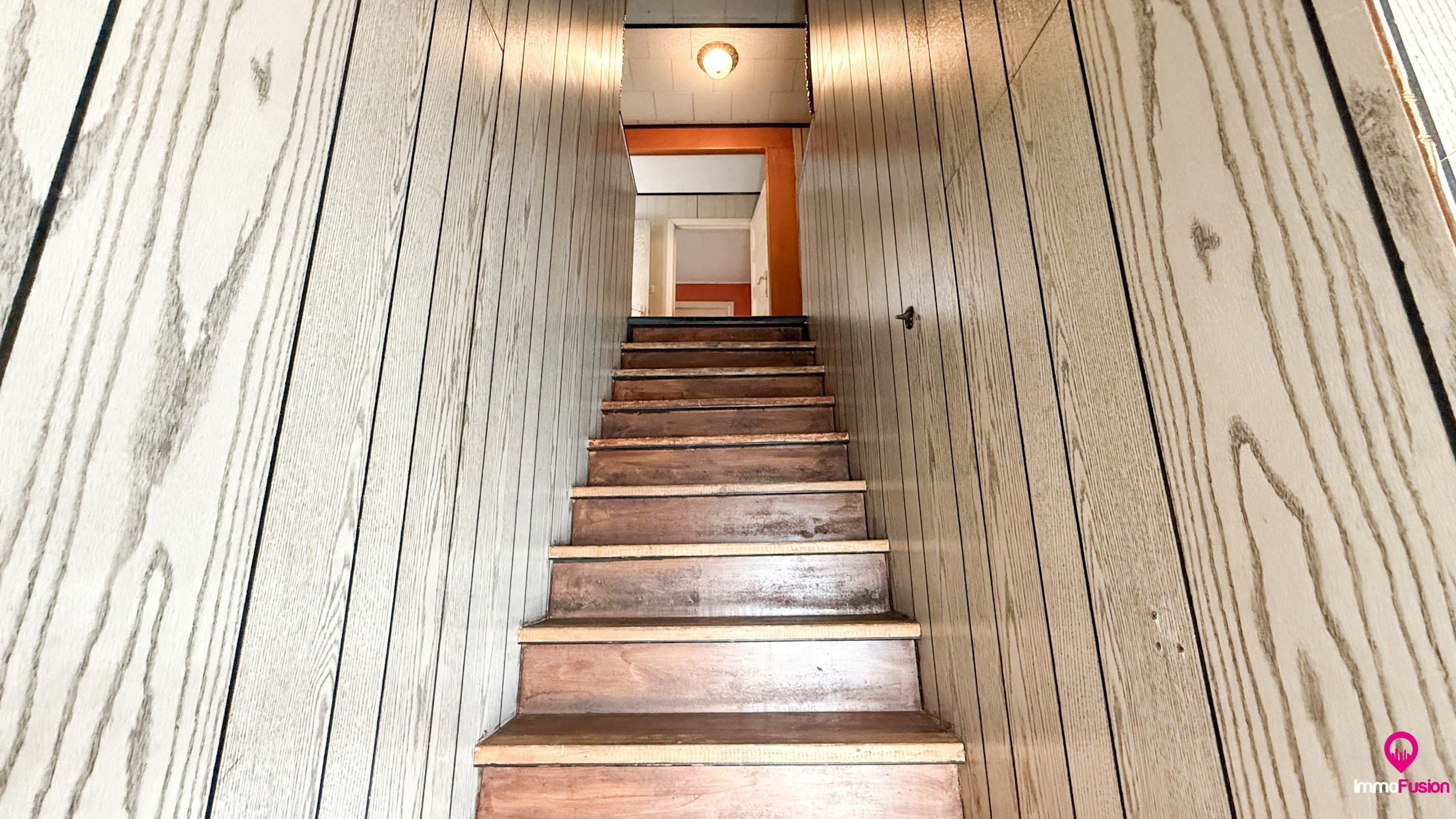 Instapklare, ruime woning met 6 slpks en enorme tuin op 26a! foto 26