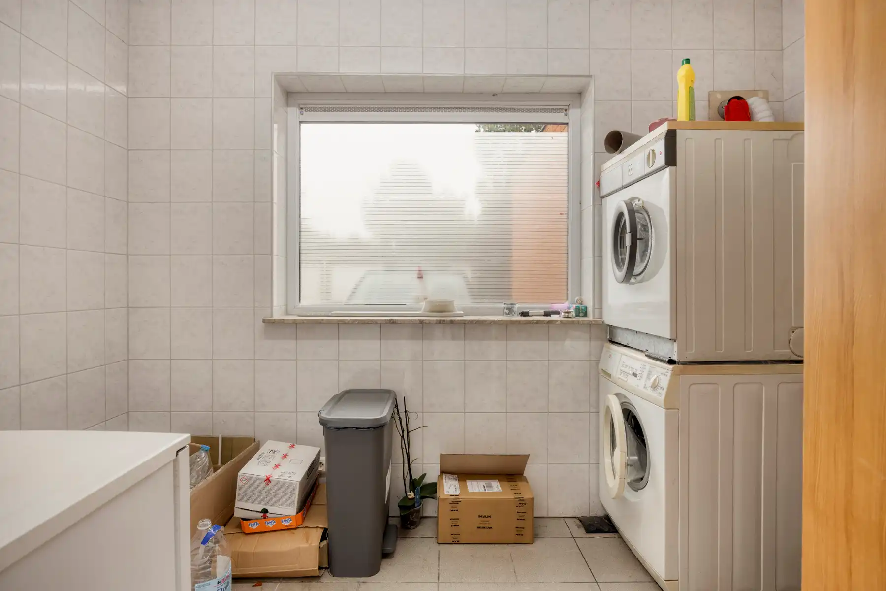 Instapklaar appartement met 2 slaapkamers en garage! foto 15