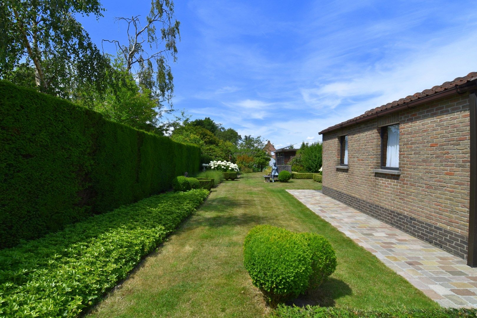 Instapklare HOB met 3 slaapkamers, garage, zolder op een perceel van 1329 m² te Sint-Eloois-Winkel foto 20