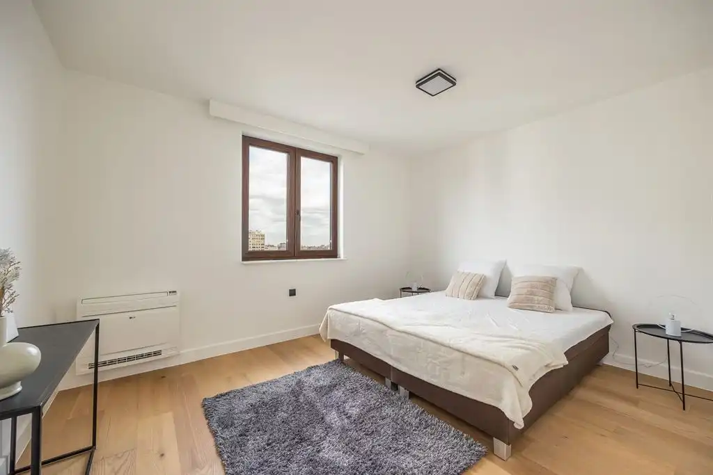 Kwalitatief gerenoveerd appartement met terras foto 13