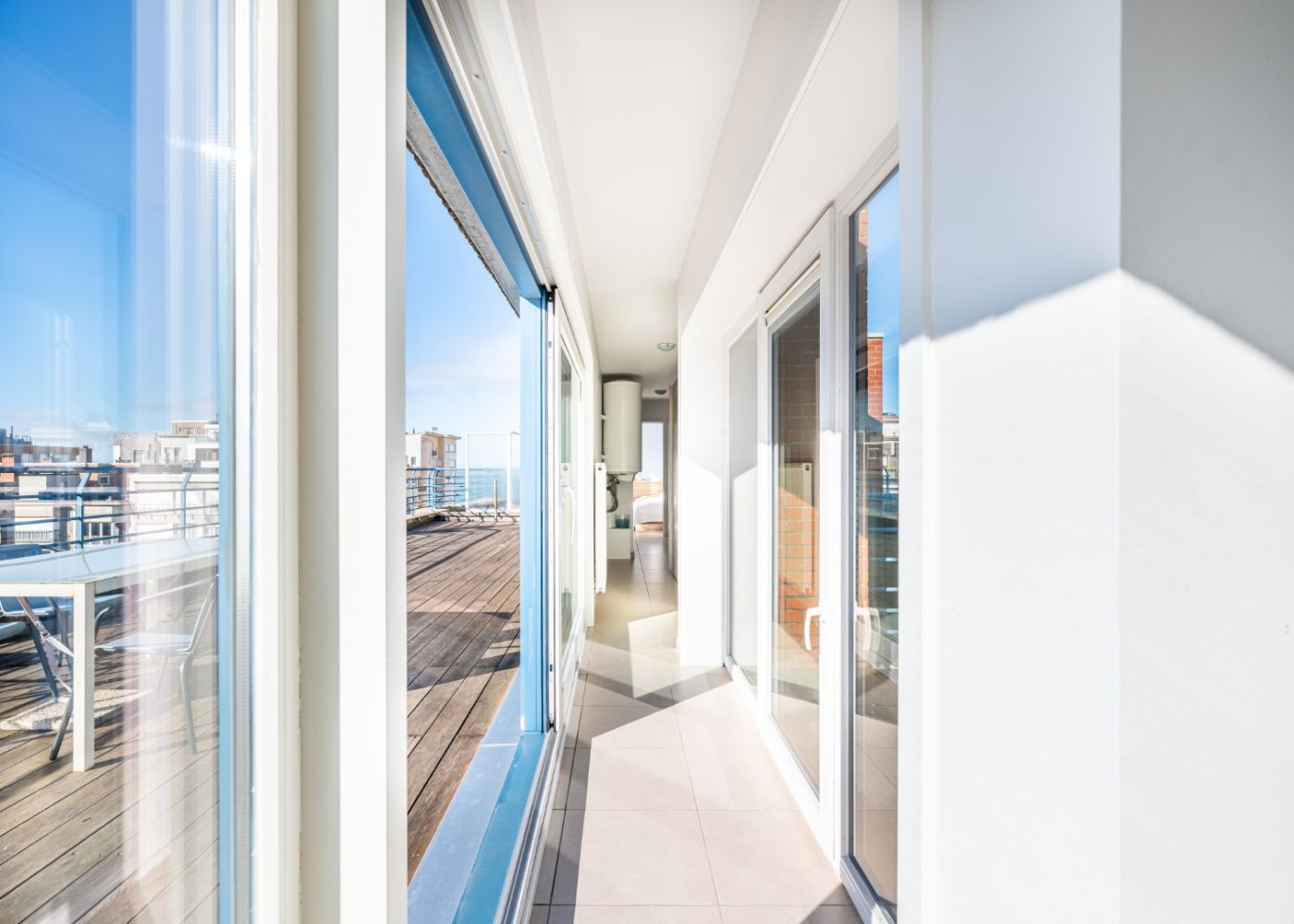 Penthouse met 2 slaapkamers en ruim zonneterras vlakbij zee foto 17