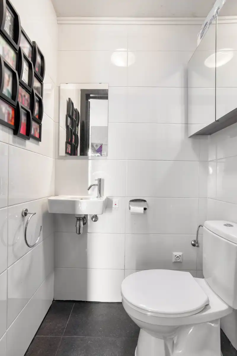 Leuke stapelwoning met tuin in innovatieve, kalme wijk foto 11