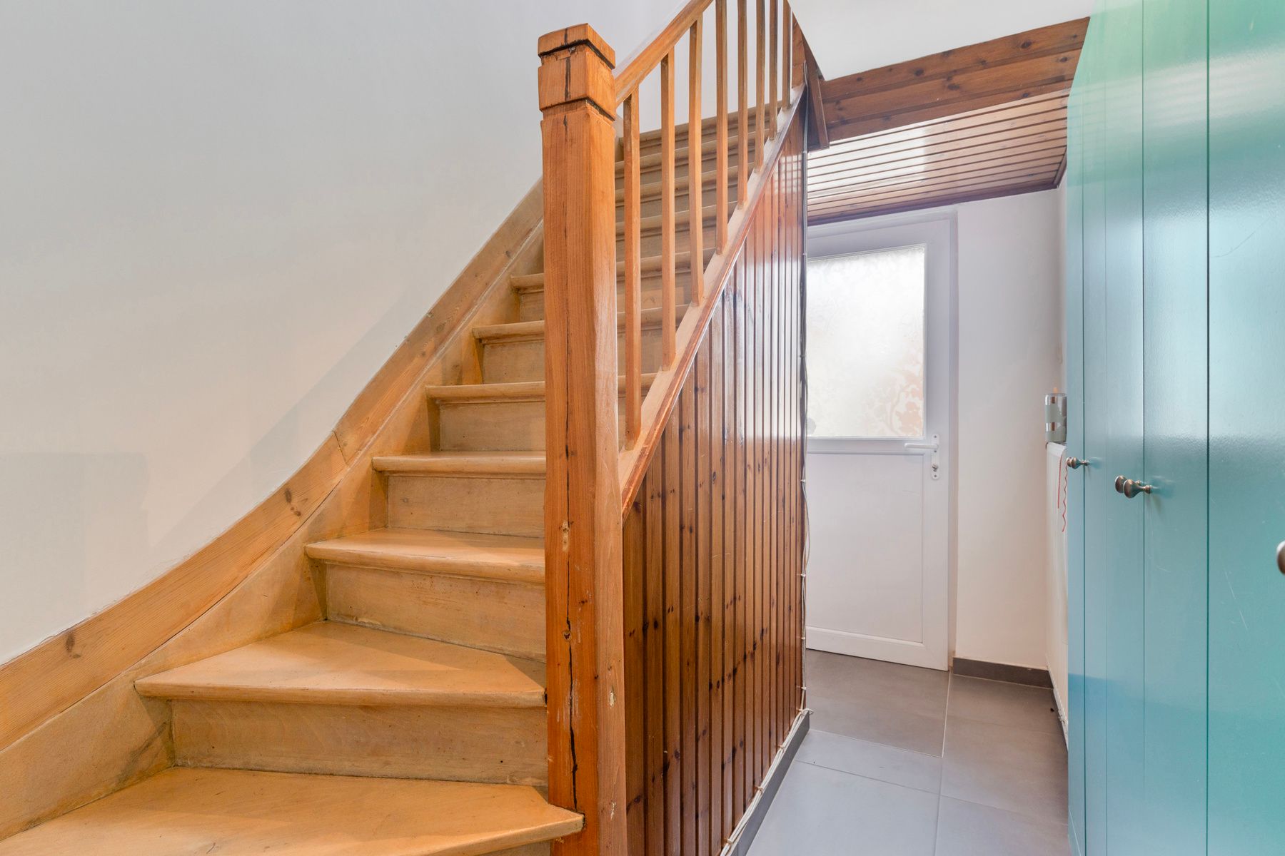Instapklare woning met zonnige tuin in een rustige buurt! foto 2