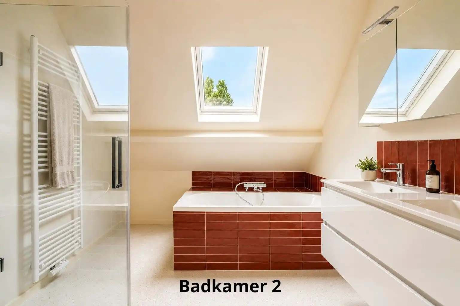 Wauw-effect in hartje Izegem: luxueus gerenoveerde, instapklare woning - EPC A! foto 18