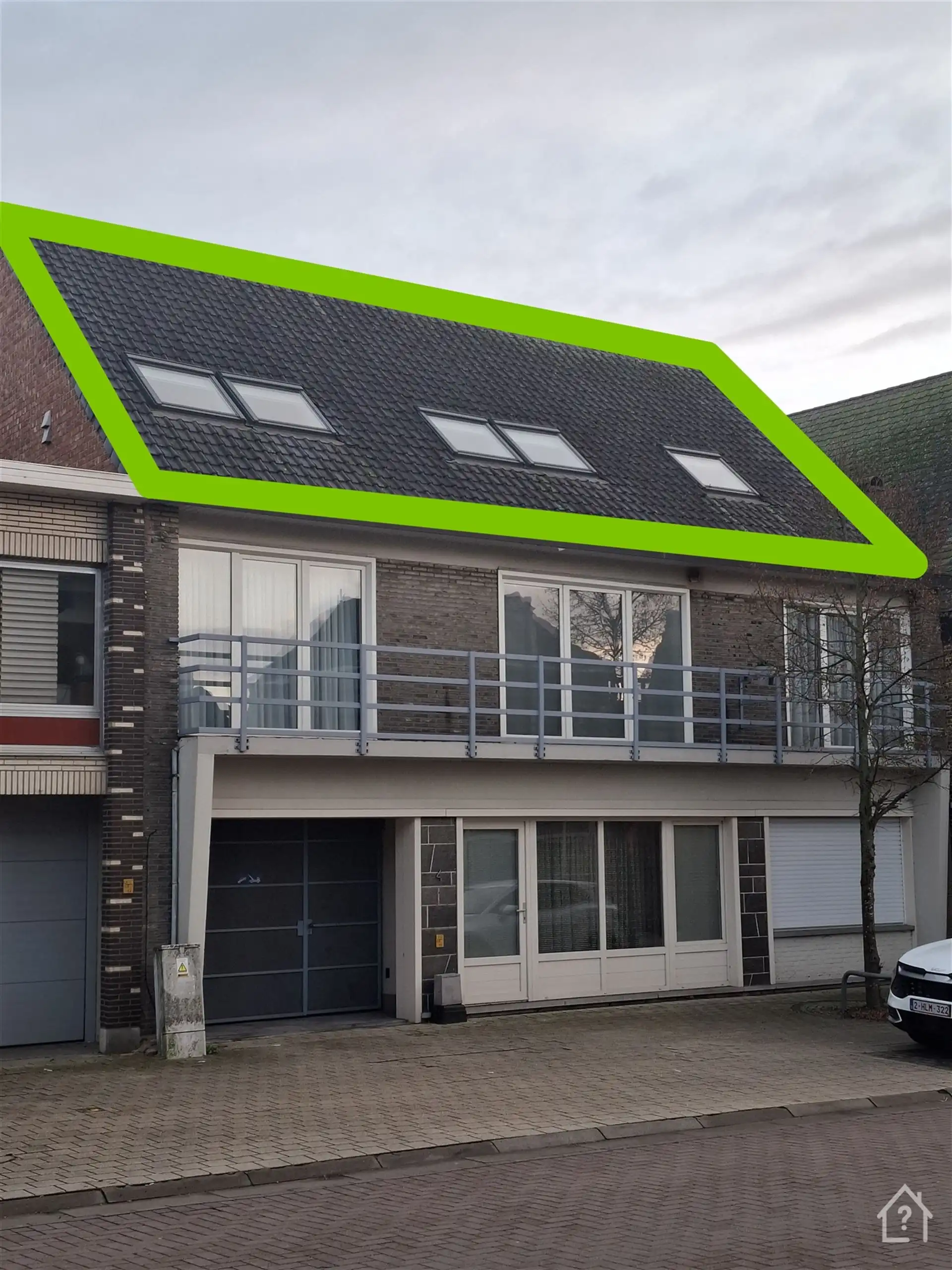 Cosy Dakappartement met garage foto {{pictureIndex}}