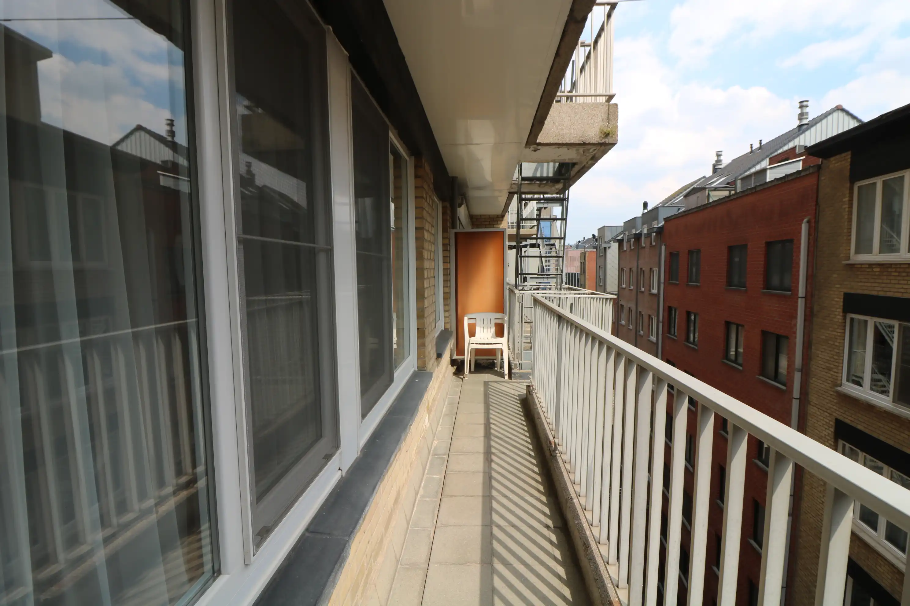 Ruim appartement met 3 slaapkamers, 2 badkamers en fantastisch zicht op de zee en de Pier. foto 7