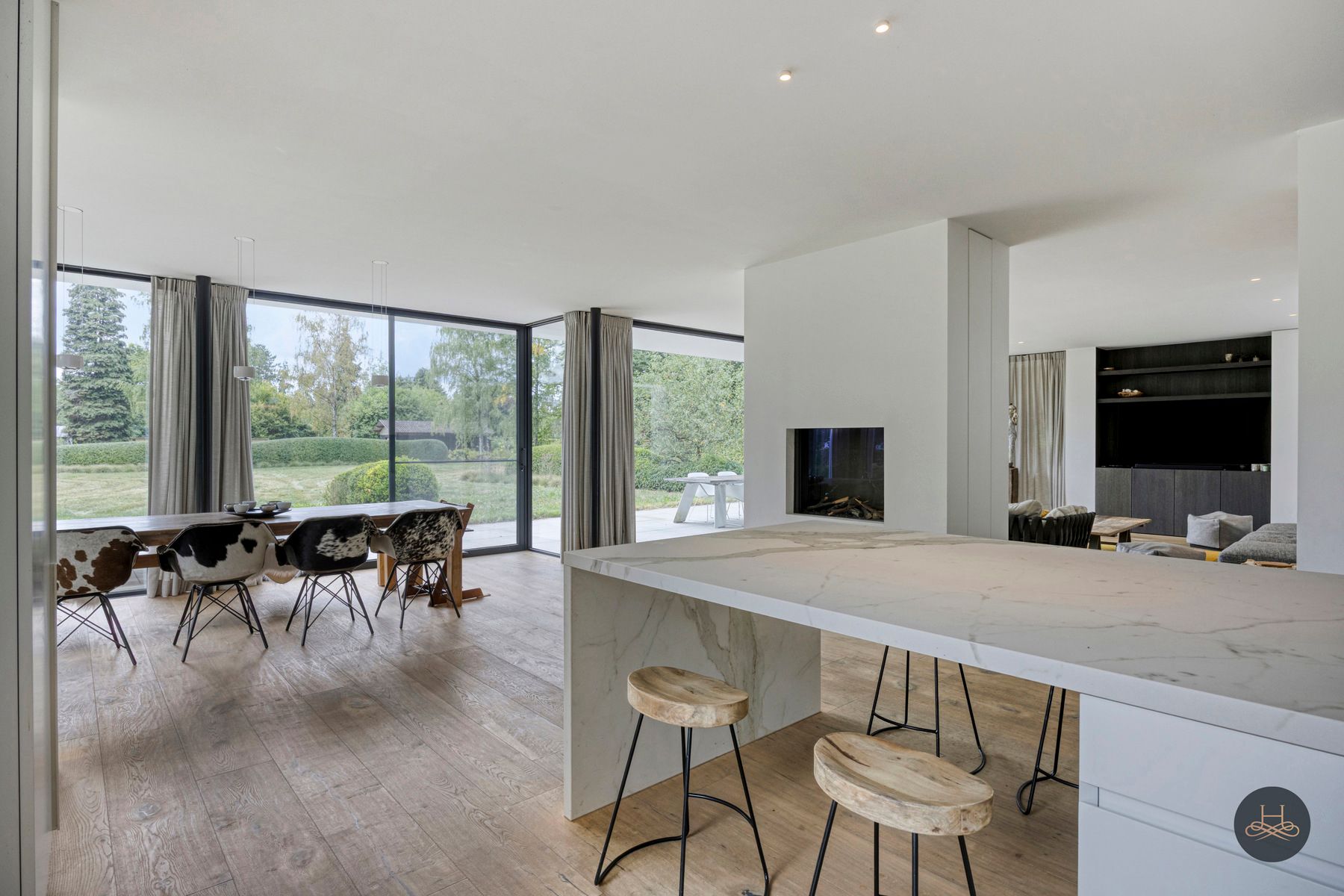 Prachtige, rustig gelegen villa met praktijk en royale tuin foto 23