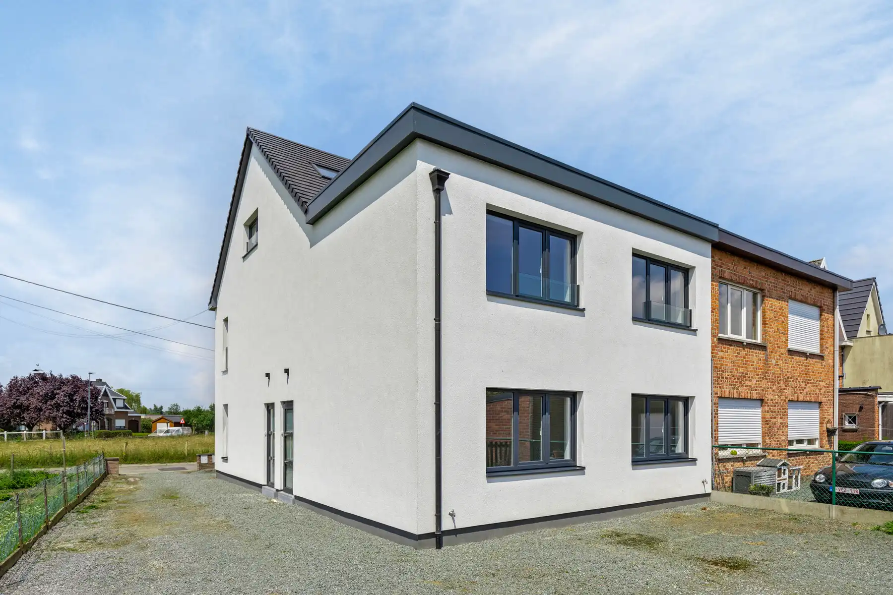 Duplex appartement met 4 slpk en 2 badkamers, tuin en garage foto 23