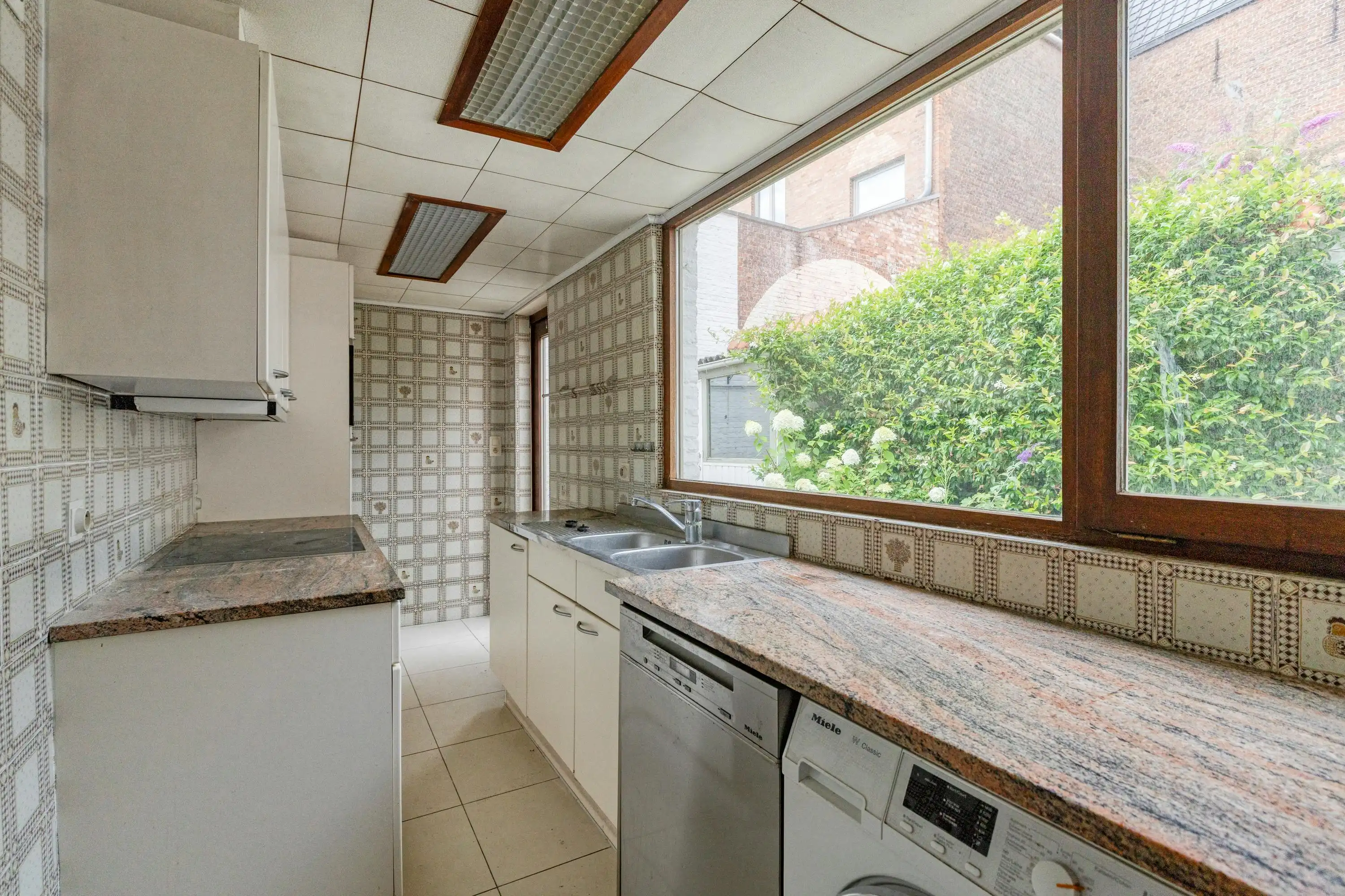 Charmant huis te koop in Sint-Clarastraat Brugge foto 7