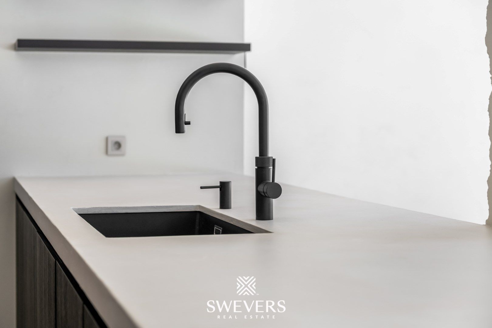Exclusieve gelijkvloerse loft met zwembad in Mol (verkoop onder registratie) foto 17