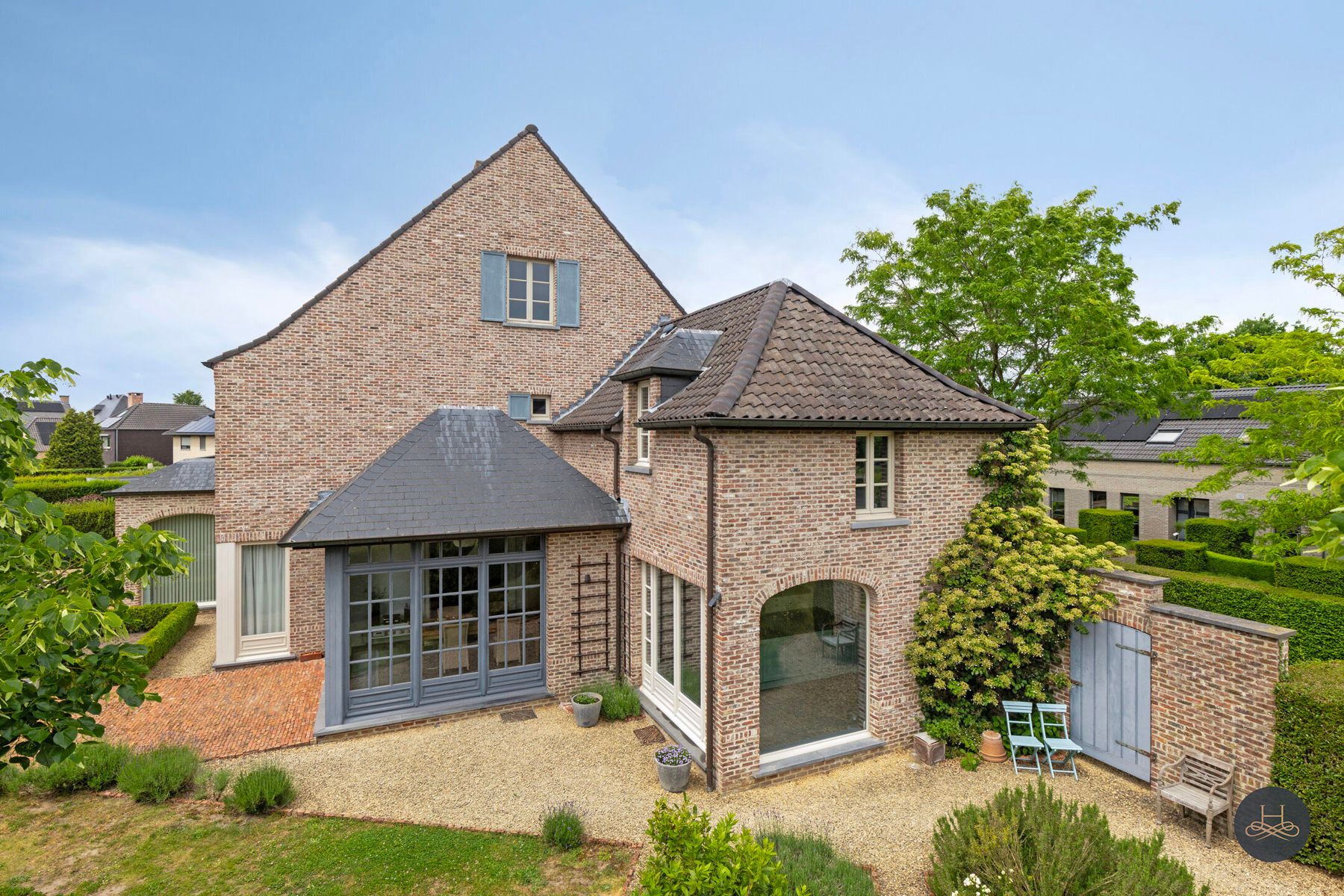Exclusieve prachtig afgewerkte pastorijwoning met grote tuin foto 55