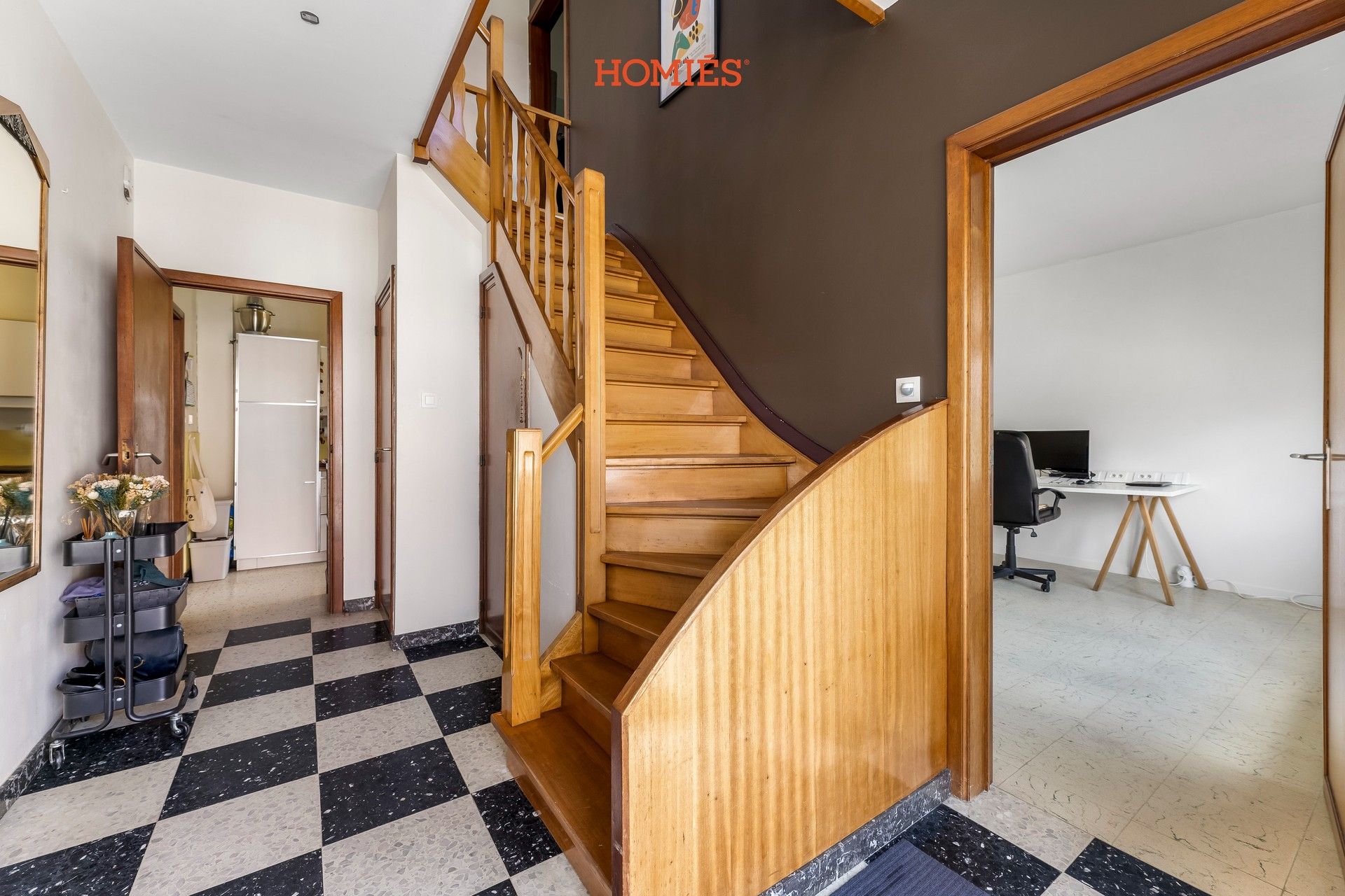 Ruime halfopen woning met tuin in Kessel-Lo foto 4