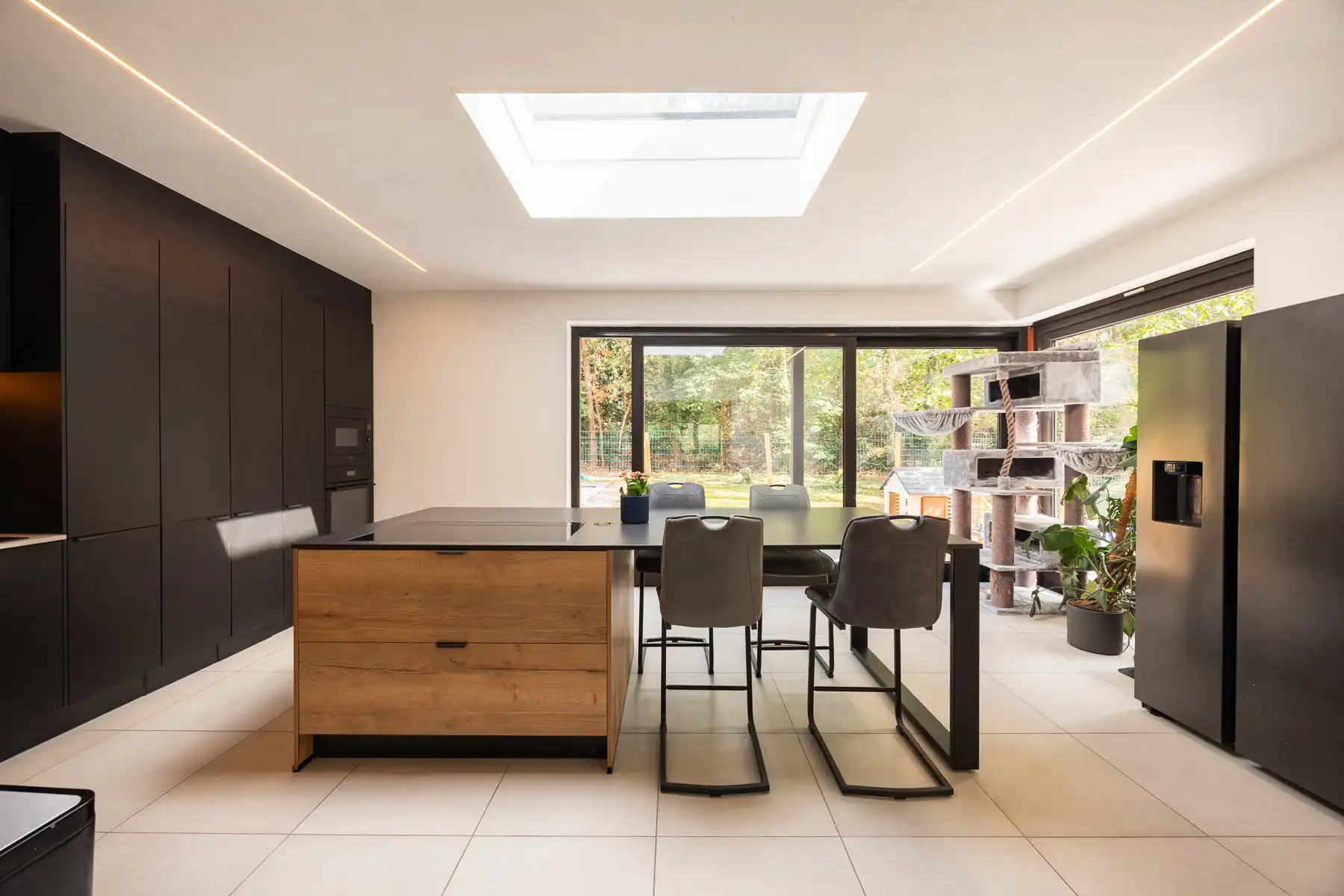 Energiezuinige charmante villa met 4 SLK's, tuin en zwembad foto 11