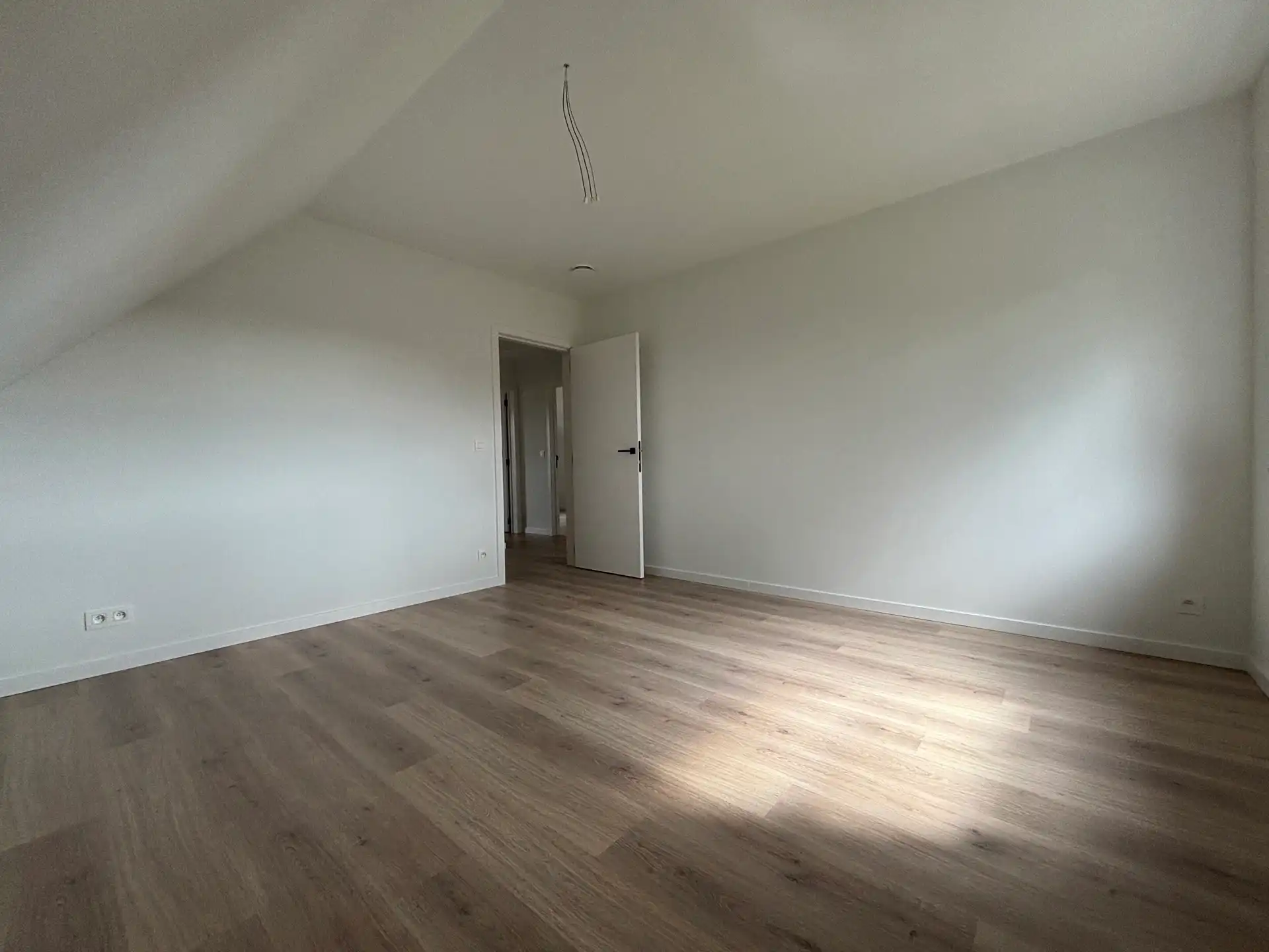 Energiezuinige nieuwbouwwoning met 3 slpk foto 11
