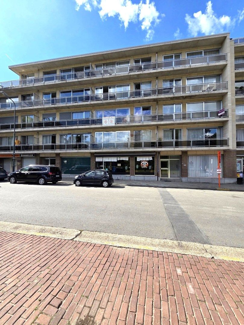 Instapklaar appartement met terras in het hart van Diegem!  foto {{pictureIndex}}