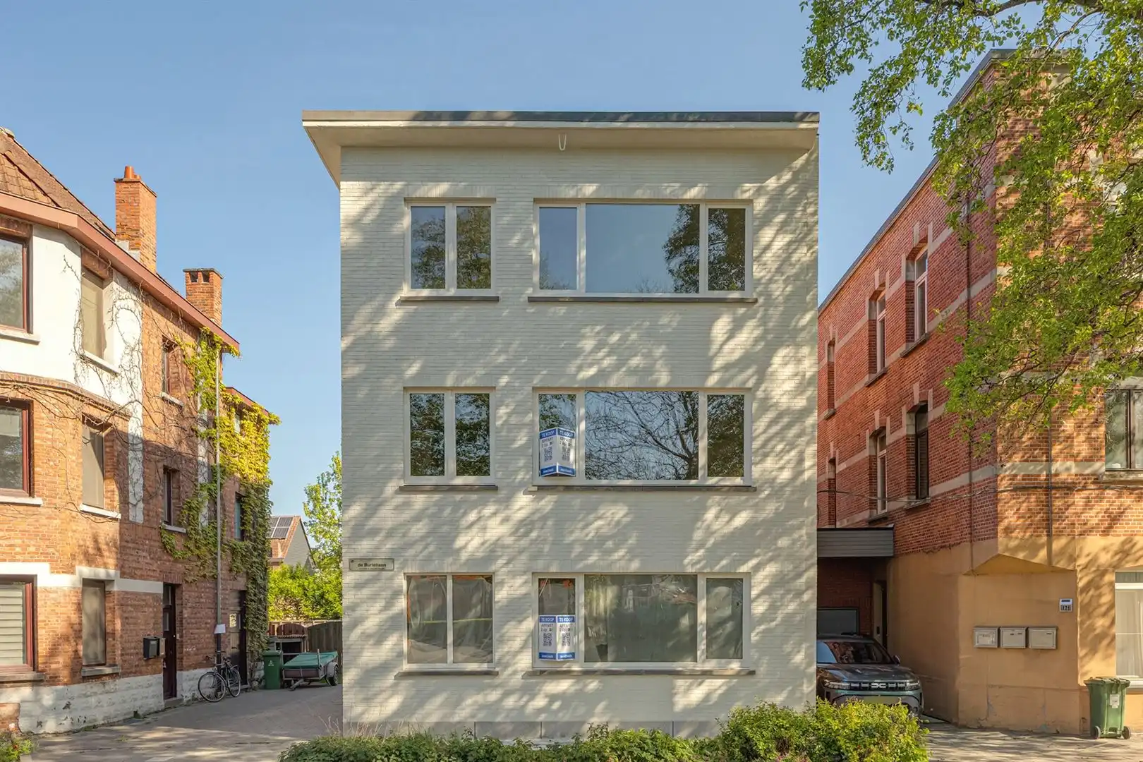Gerenoveerde opbrengsteigendom met 3 appartementen foto 30