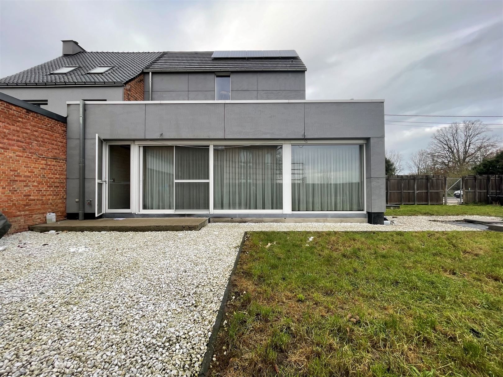 Ruime, recente woning te huur in het groene Denderbelle foto 25