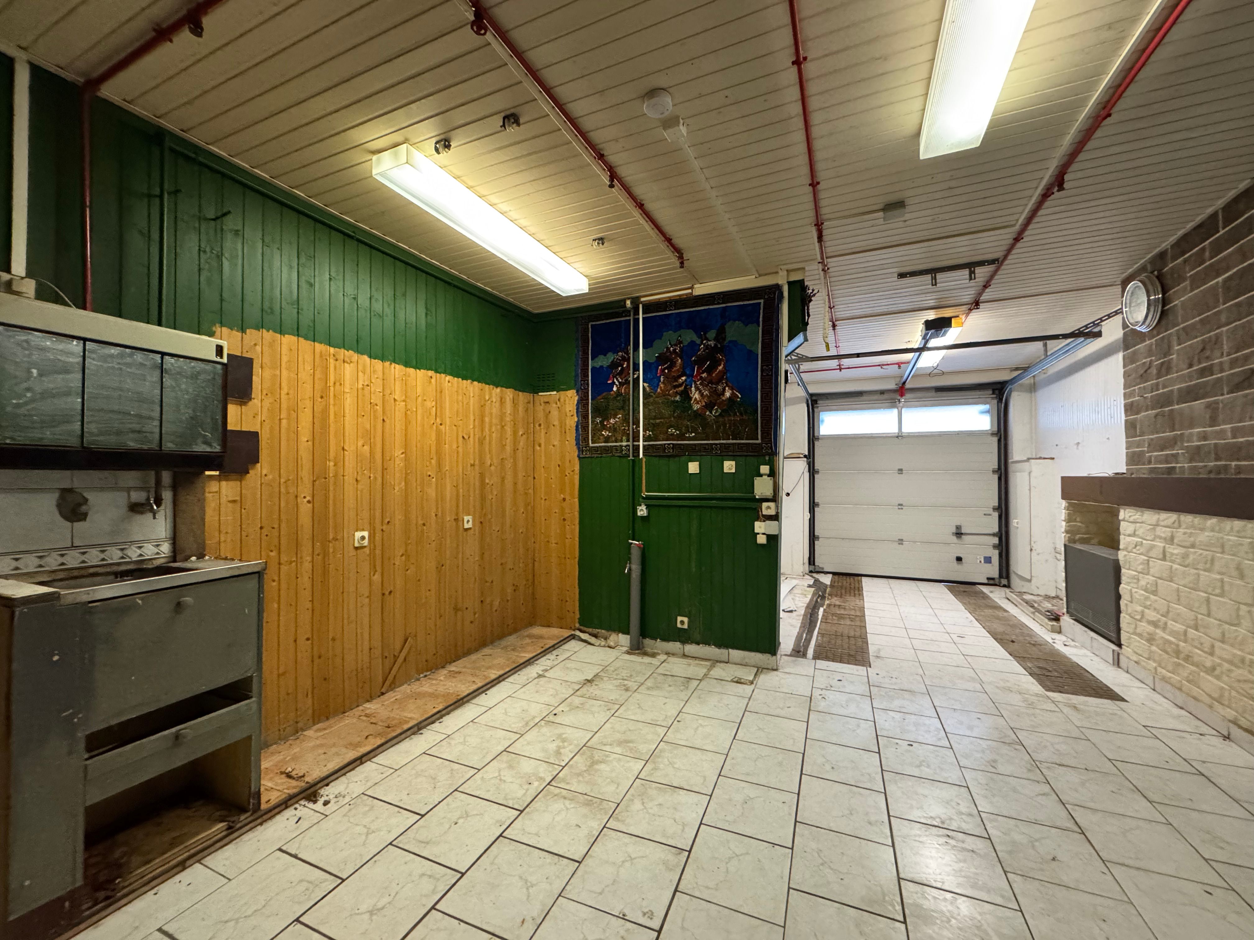 Te renoveren woning foto 12
