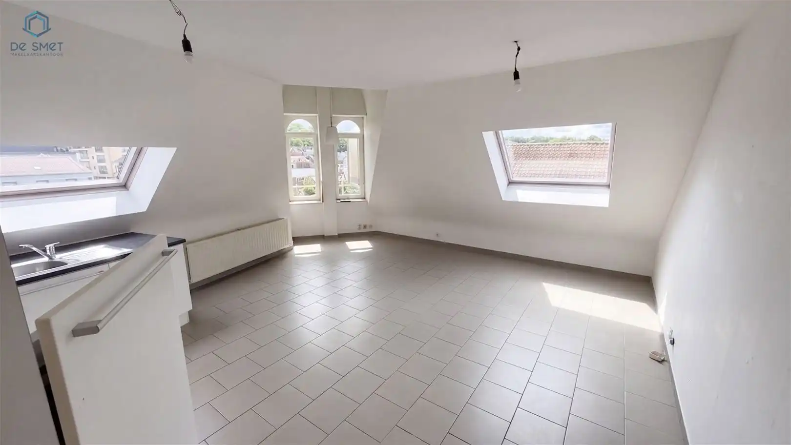 OP TE FRISSEN APPARTEMENT/OPBRENGSTEIGENDOM CENTRUM GERAARDSBERGEN TE KOOP foto 3