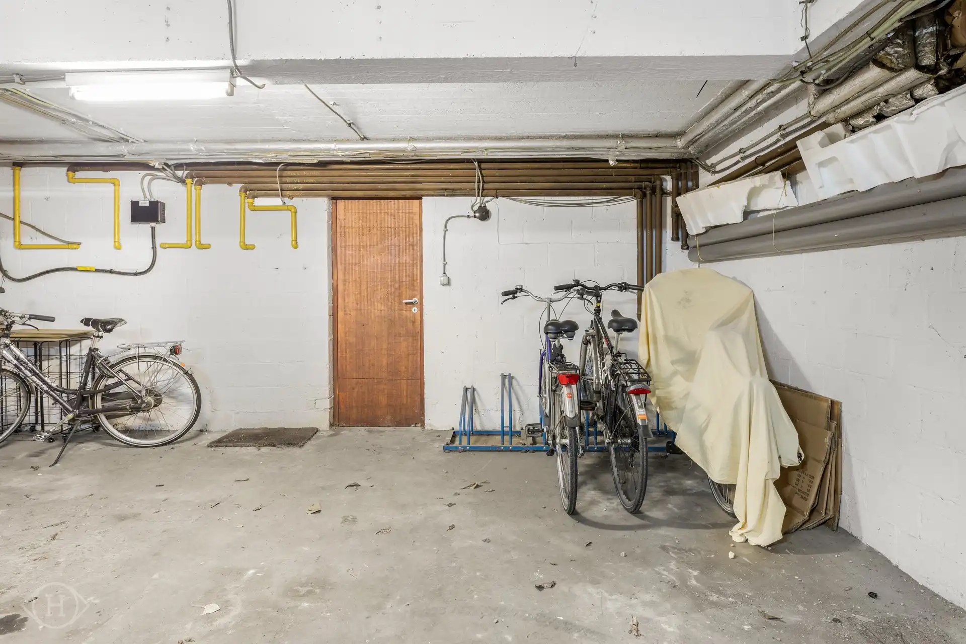 Gerenoveerd 2-slaapkamerappartement op toplocatie foto 14