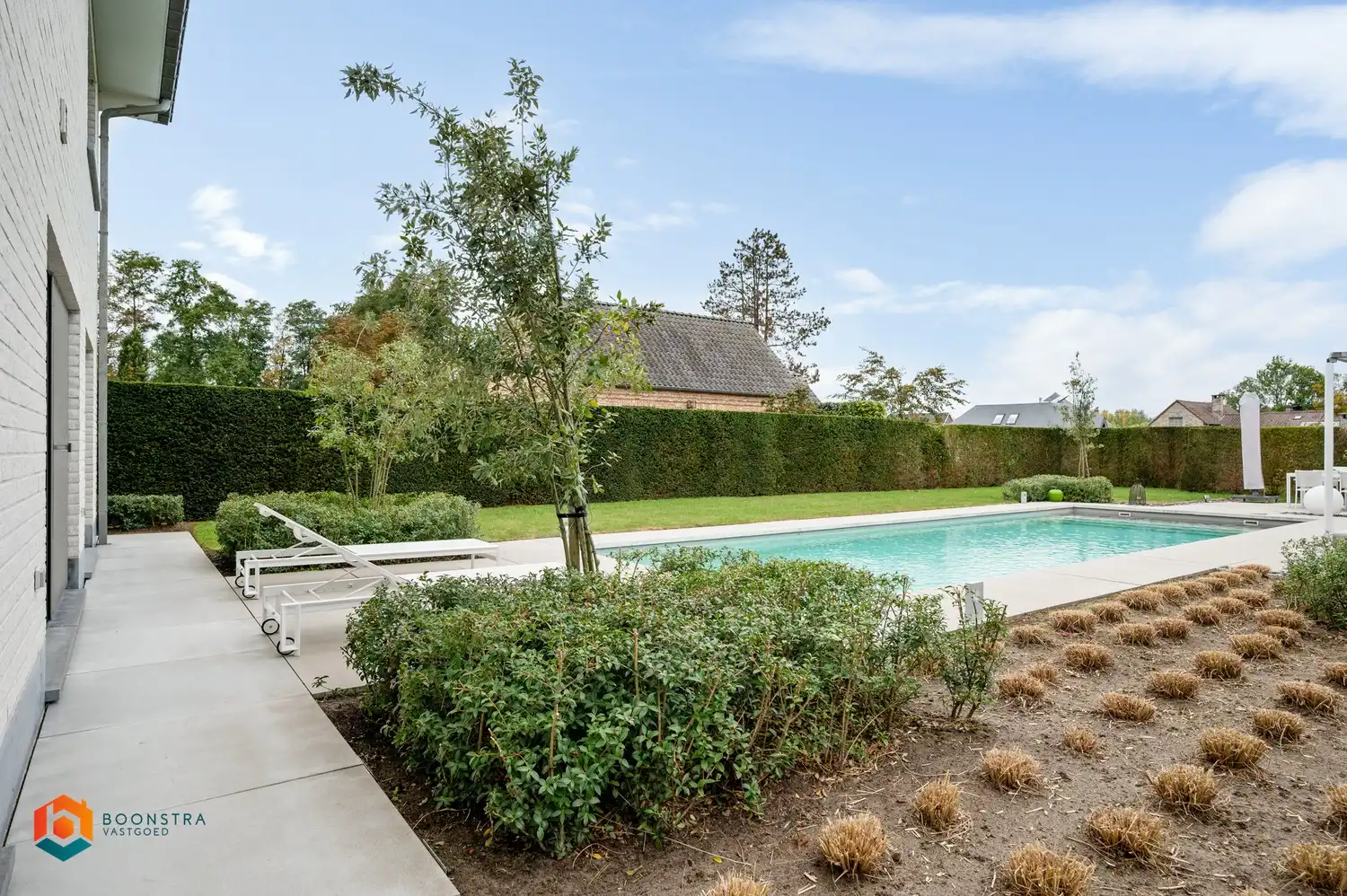 Uitzonderlijk ruime villa met 4 slpkrs en zwembad te Putte foto 27