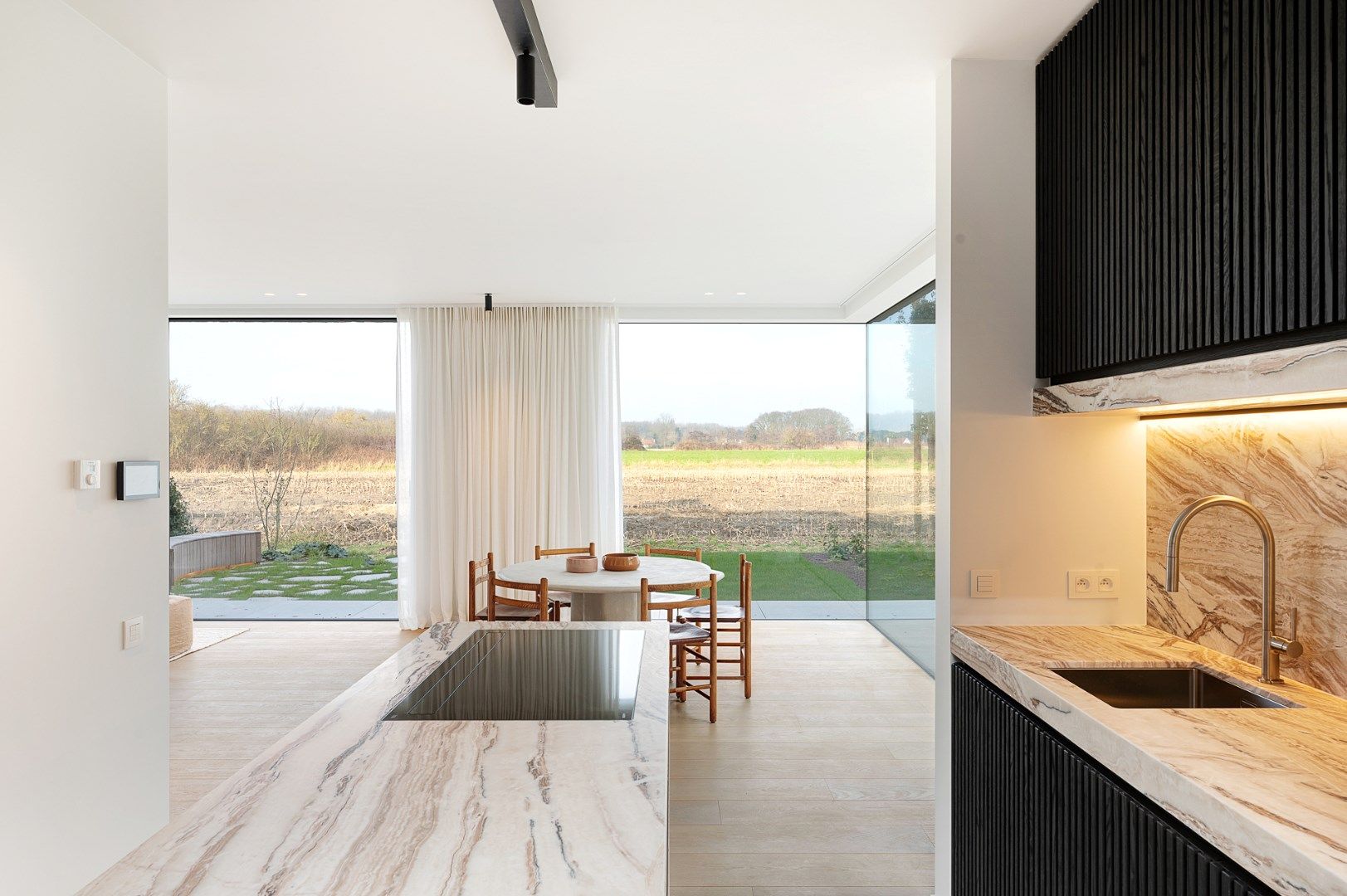 Nieuwbouwvilla met unieke zichten nabij de Oude Kalfsmolen foto 11