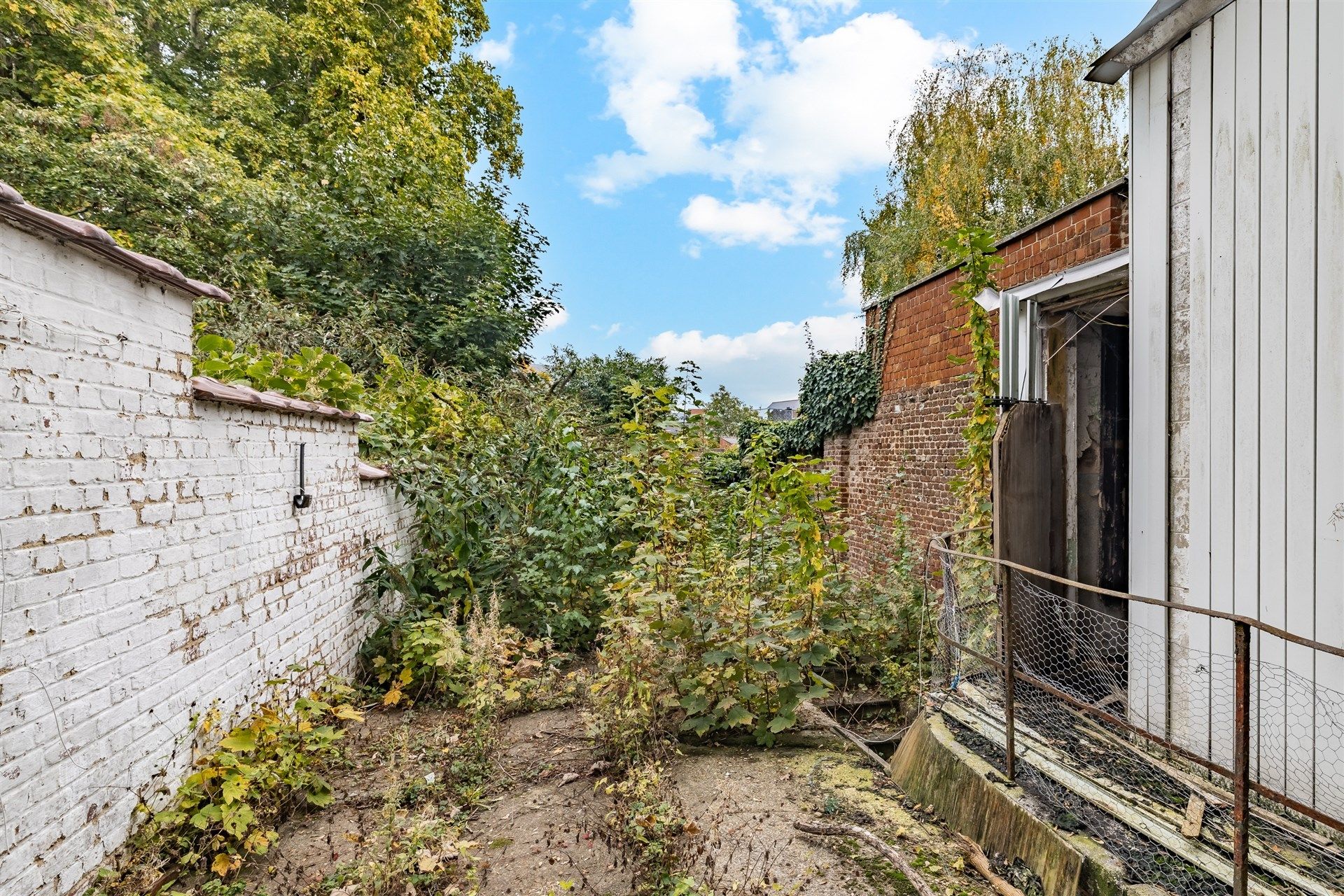 Ruime stadswoning met 4 slaapkamers en tuin foto 19